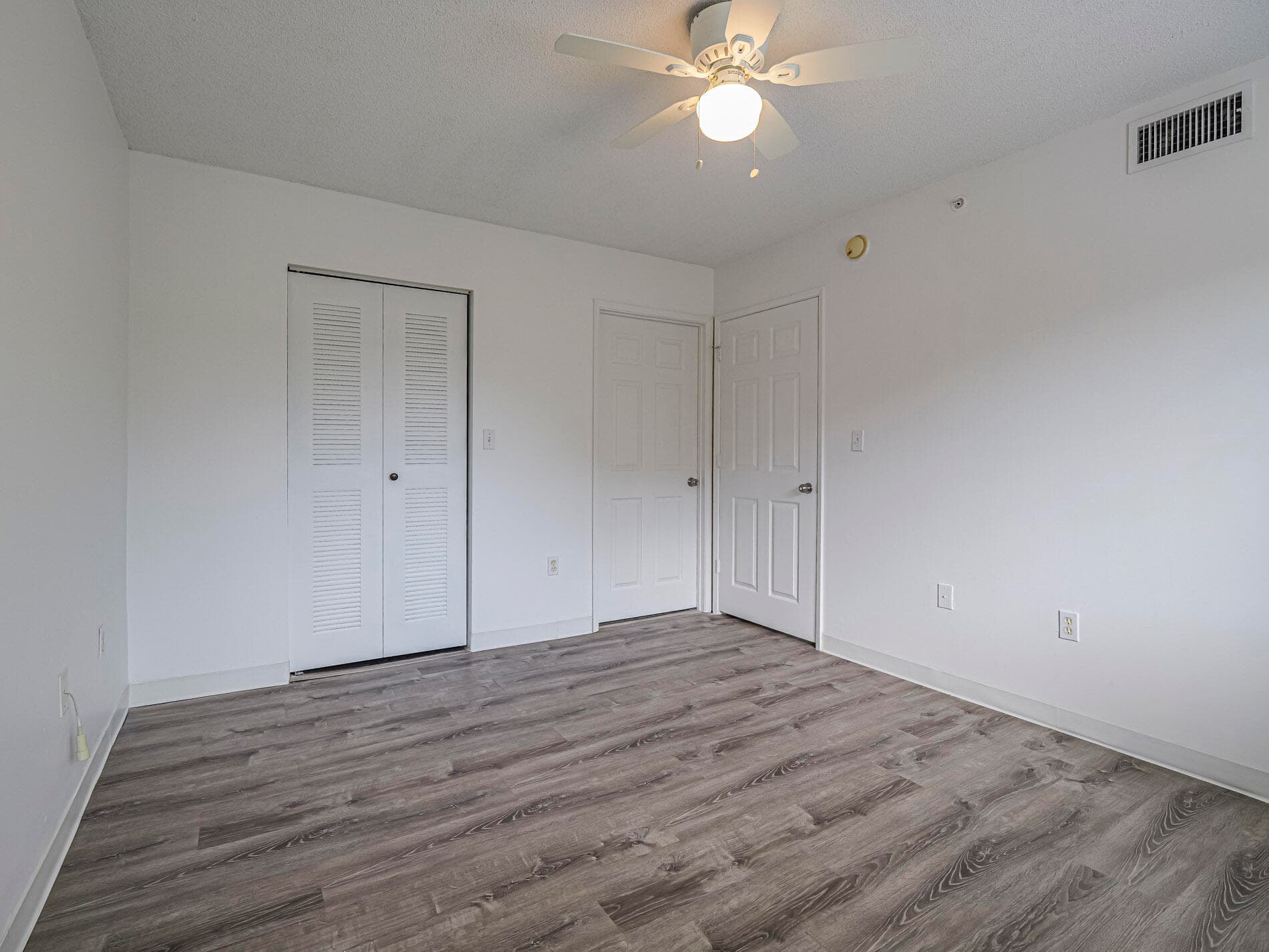 1670 N 42nd Circle 203, Vero Beach, FL 32967 — photo 16 of 36
