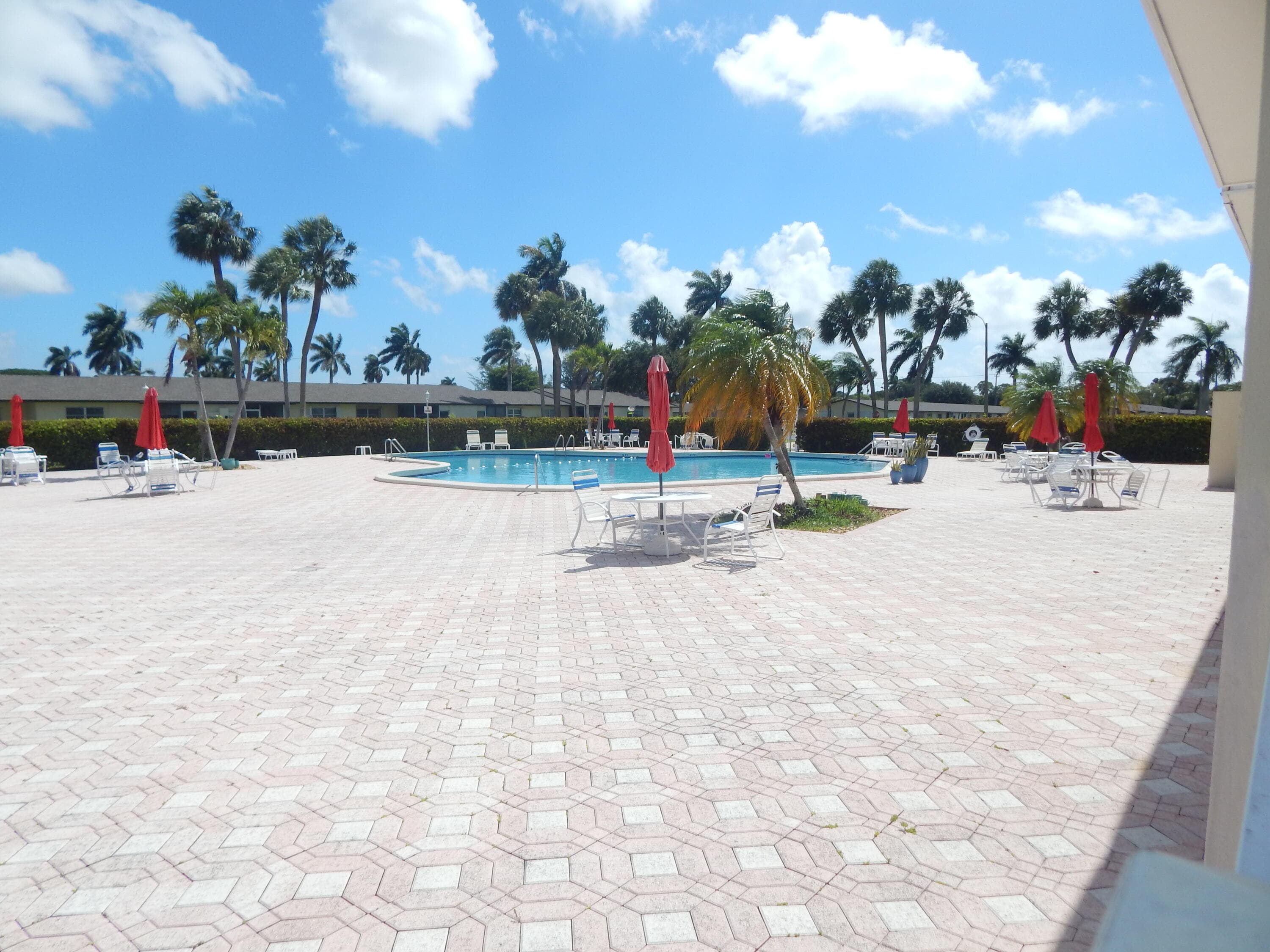 2930 E Ashley Dr Drive E B, West Palm Beach, FL 33415 — photo 15 of 17