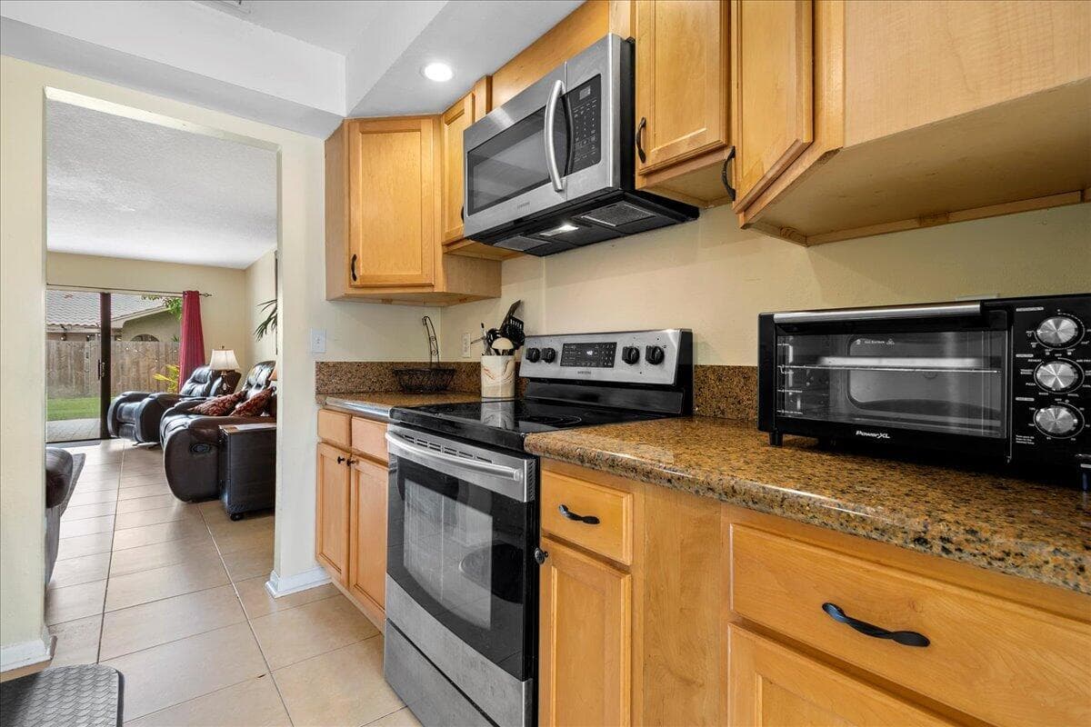 12710 Peconic Court, Wellington, FL 33414 — photo 9 of 32