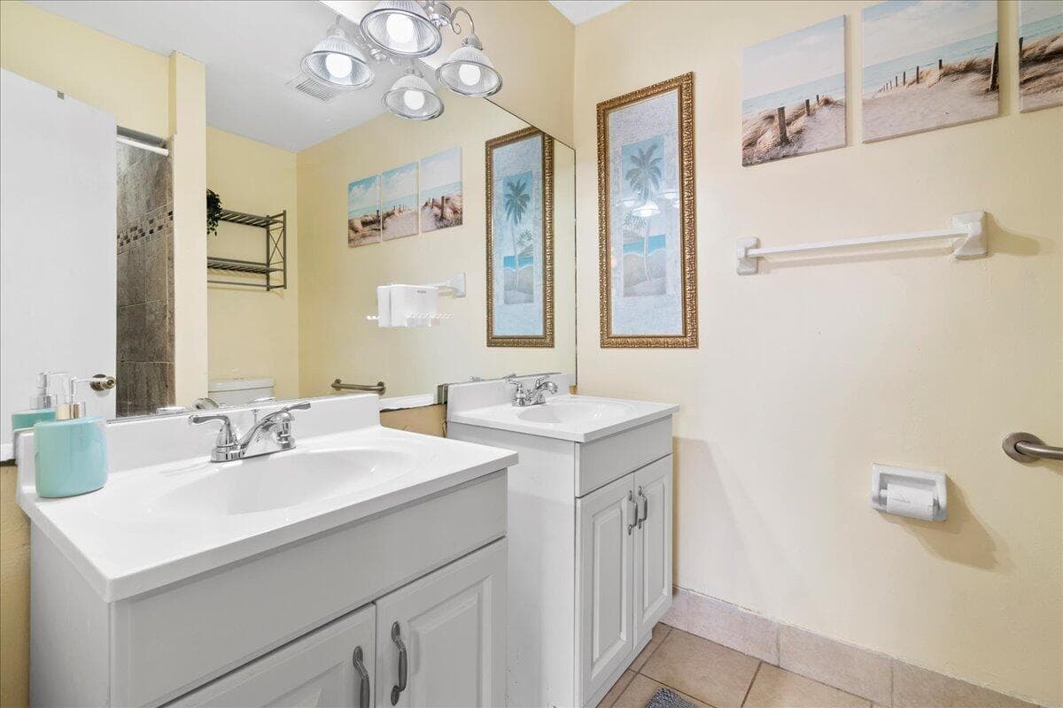 12710 Peconic Court, Wellington, FL 33414 — photo 15 of 32