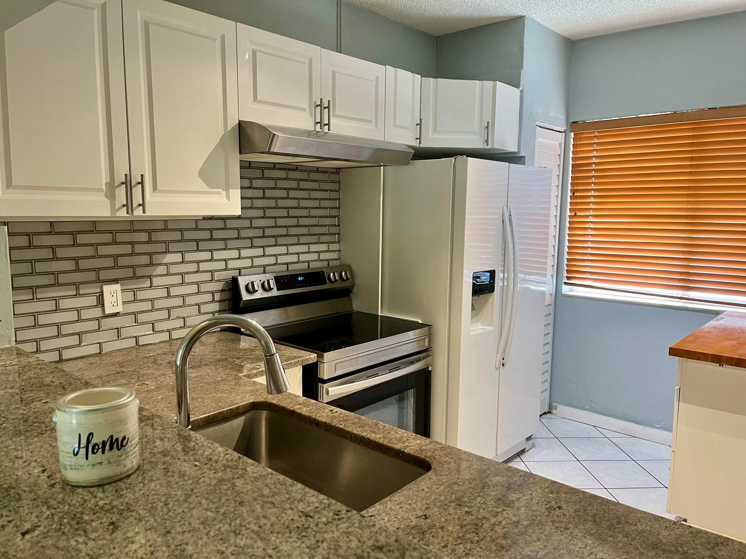 2317 SW 82nd Terrace, North Lauderdale, FL 33068 — photo 12 of 46