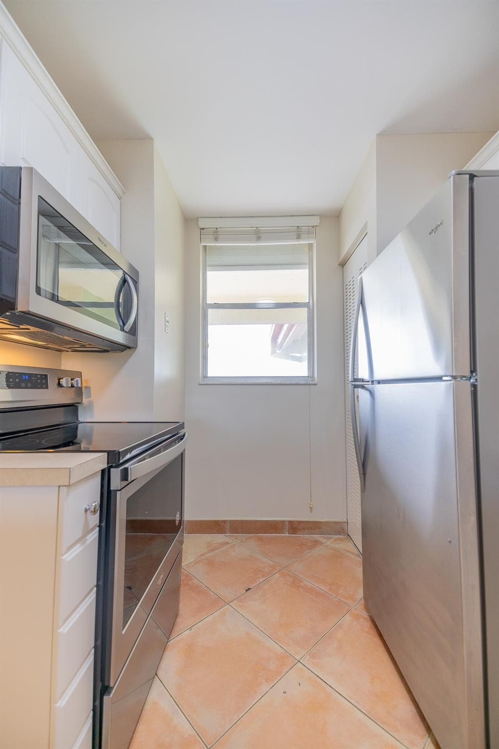 5300 NE 24th Terrace 534c, Fort Lauderdale, FL 33308 — photo 3 of 27