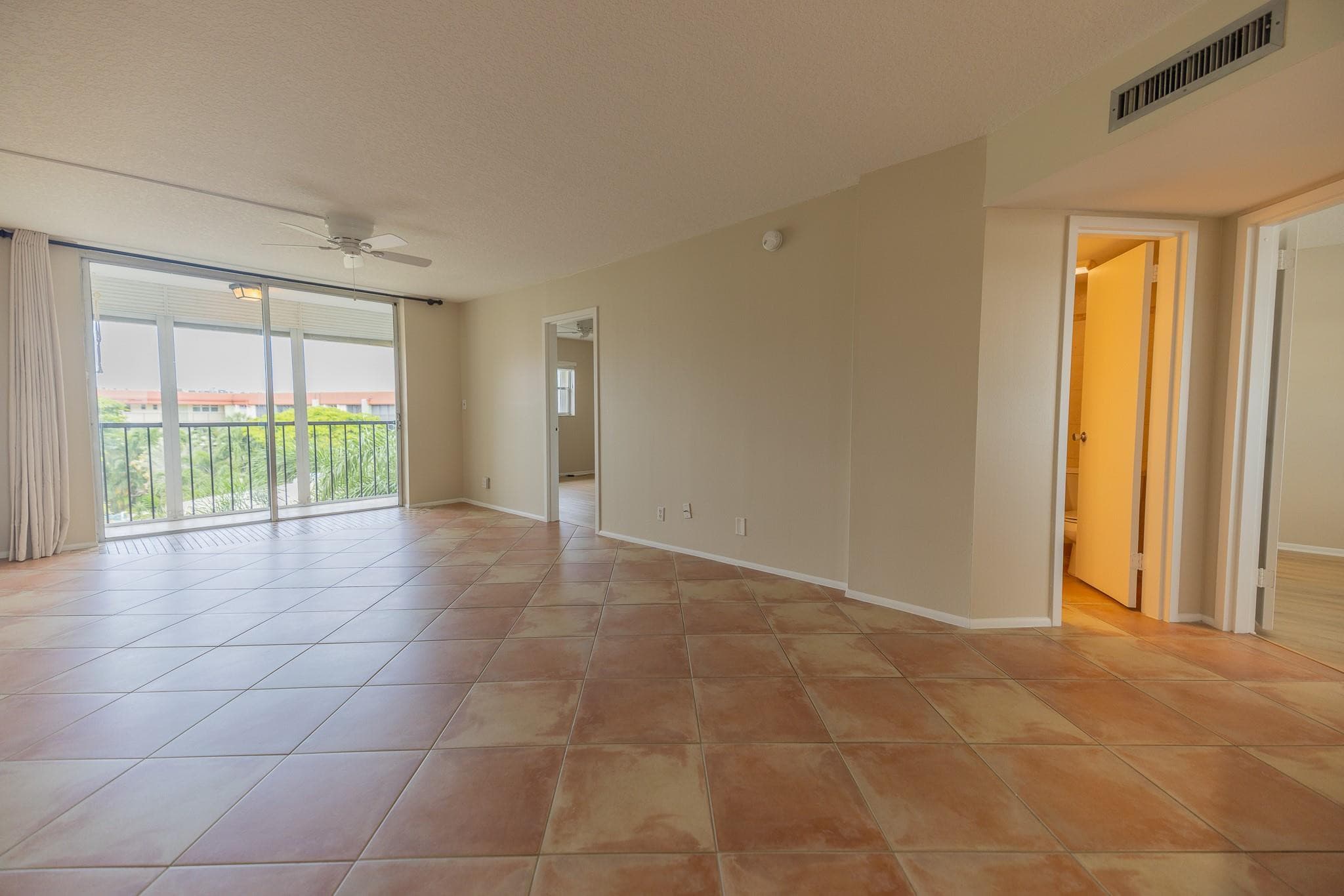 5300 NE 24th Terrace 534c, Fort Lauderdale, FL 33308 — photo 5 of 27