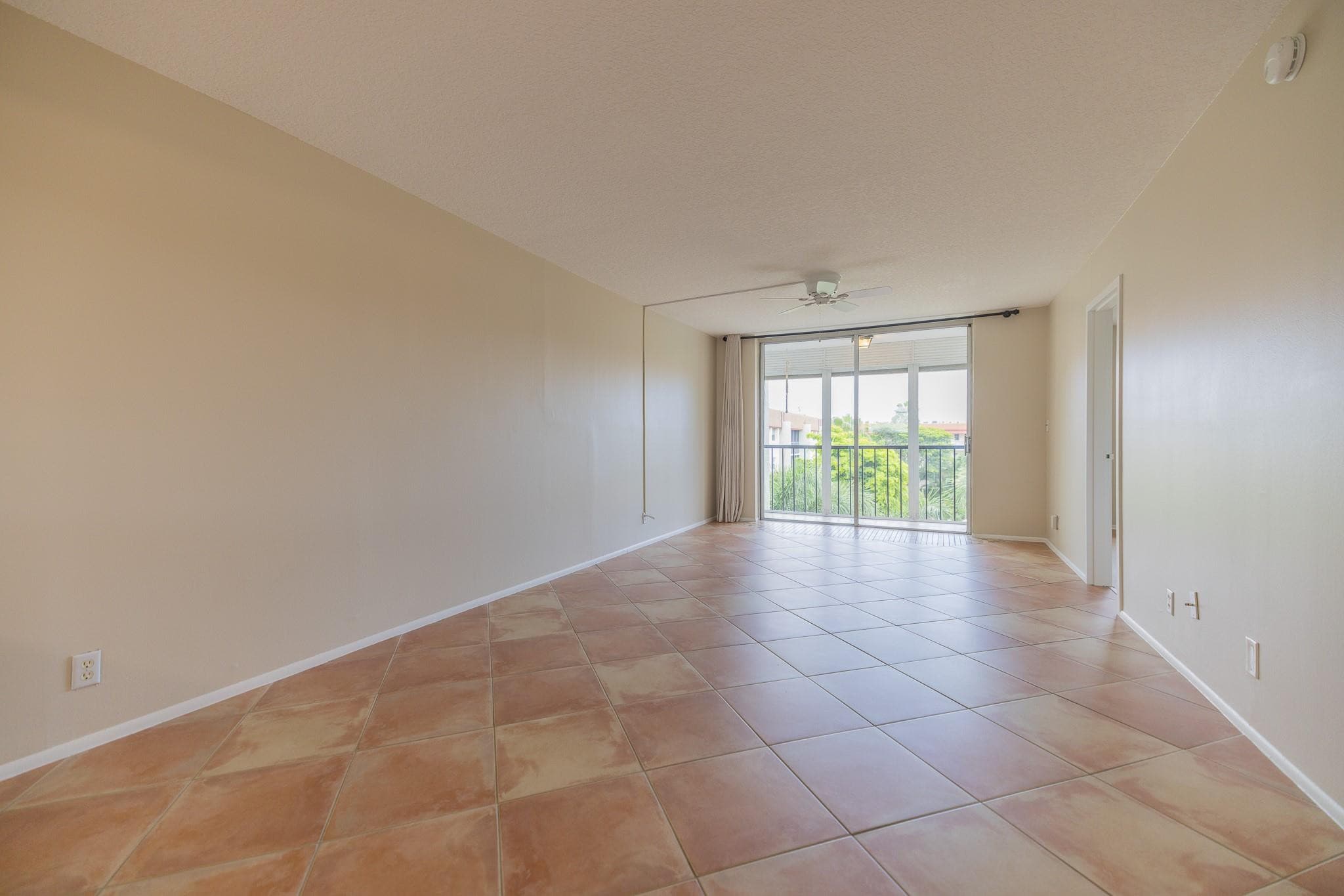 5300 NE 24th Terrace 534c, Fort Lauderdale, FL 33308 — photo 6 of 27