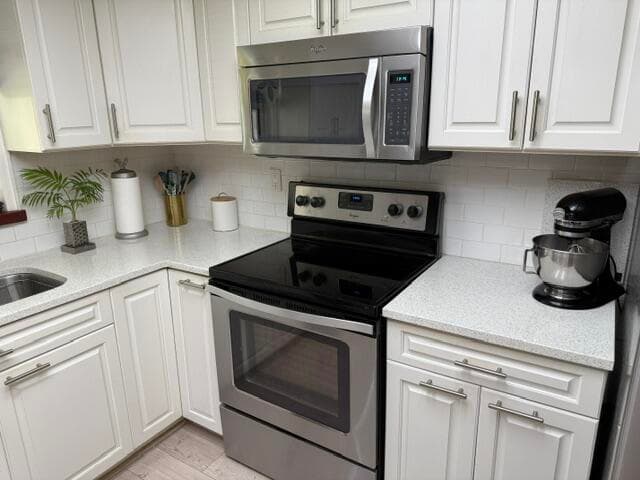 709 Savannah Street, Fort Pierce, FL 34982 — photo 15 of 56