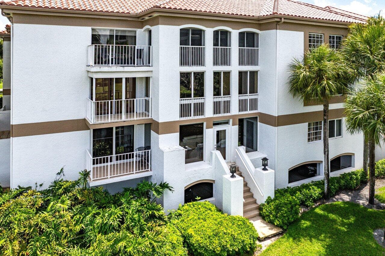 7369 Orangewood Lane 103, Boca Raton, FL 33433 — photo 31 of 81