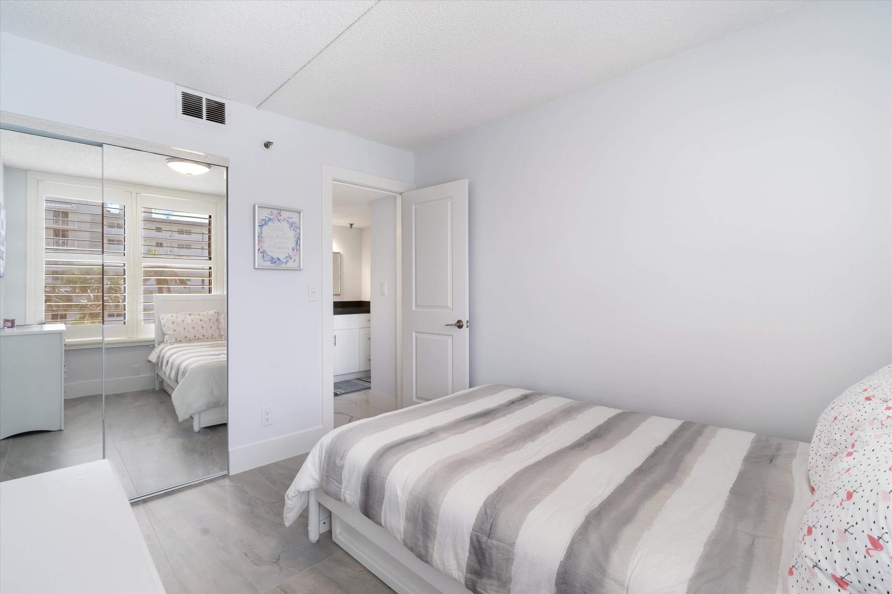 3115 S Ocean Boulevard 302, Highland Beach, FL 33487 — photo 20 of 36
