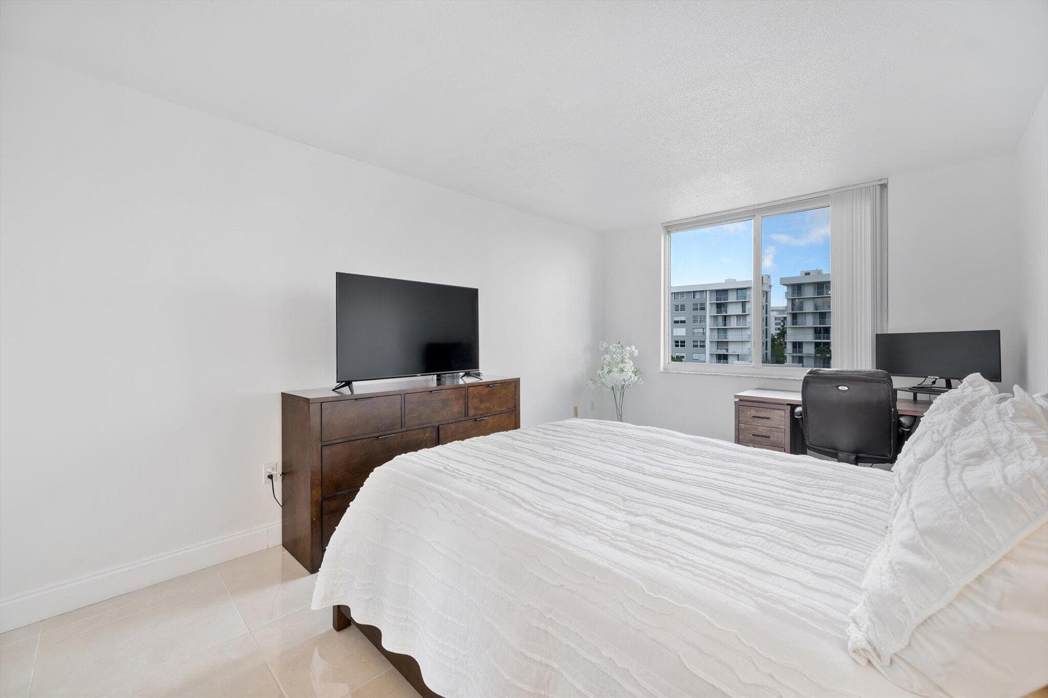 1080 94th Street 411, Bay Harbor Islands, FL 33154 — photo 28 of 46