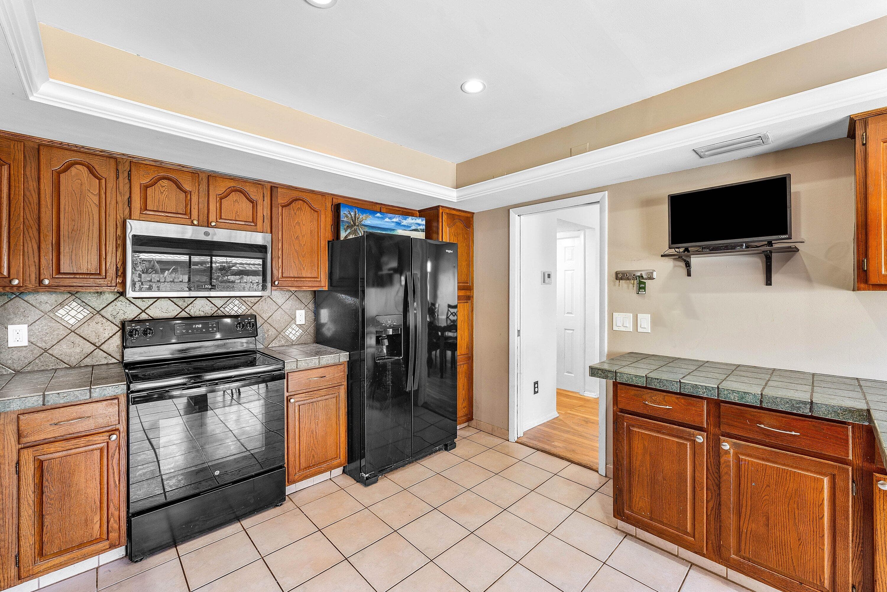 2810 Sand Pines Court, Lake Worth, FL 33462 — photo 11 of 37