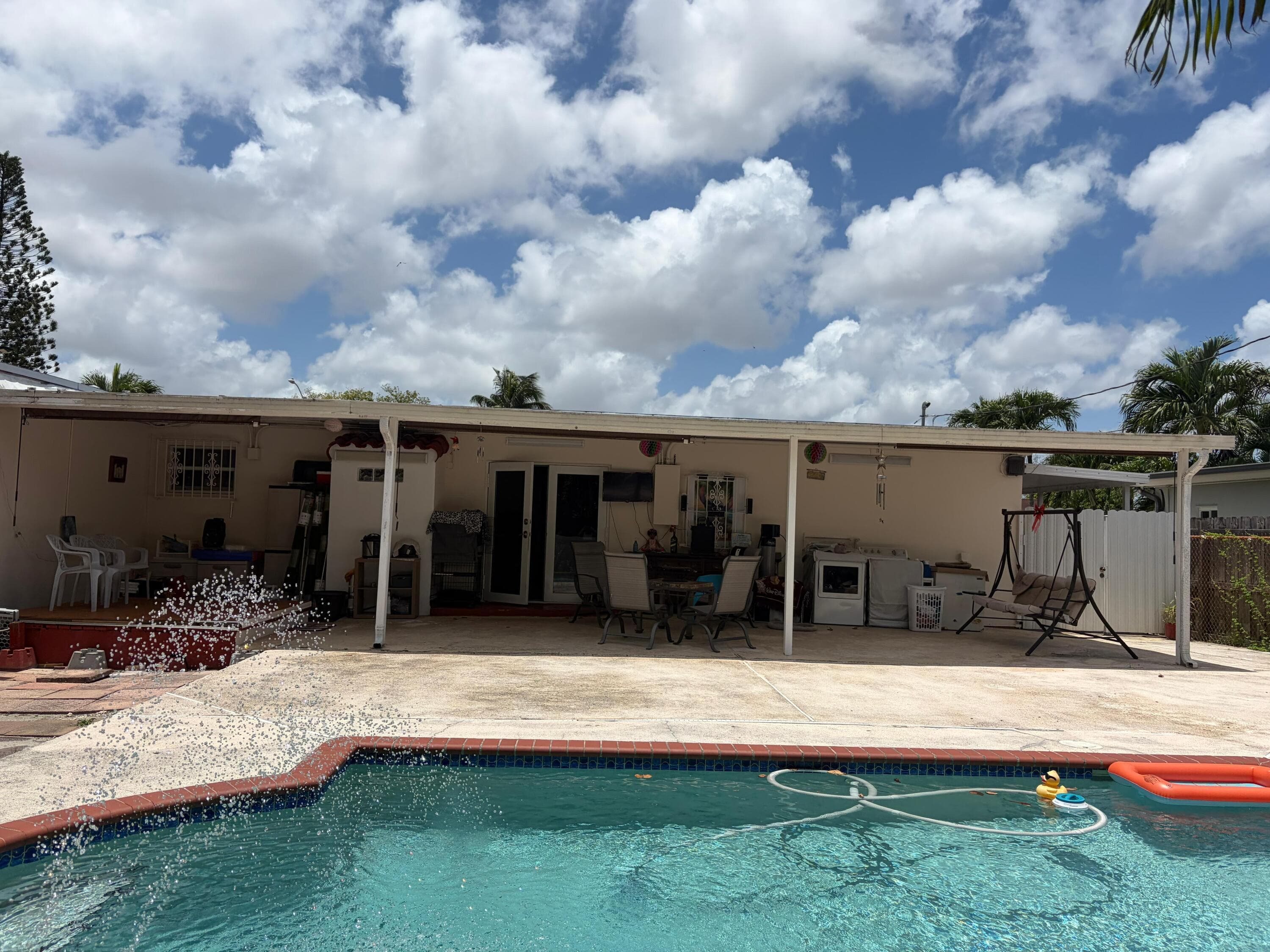 10501 NW 35th Place, Miami, FL 33147 — photo 1 of 17