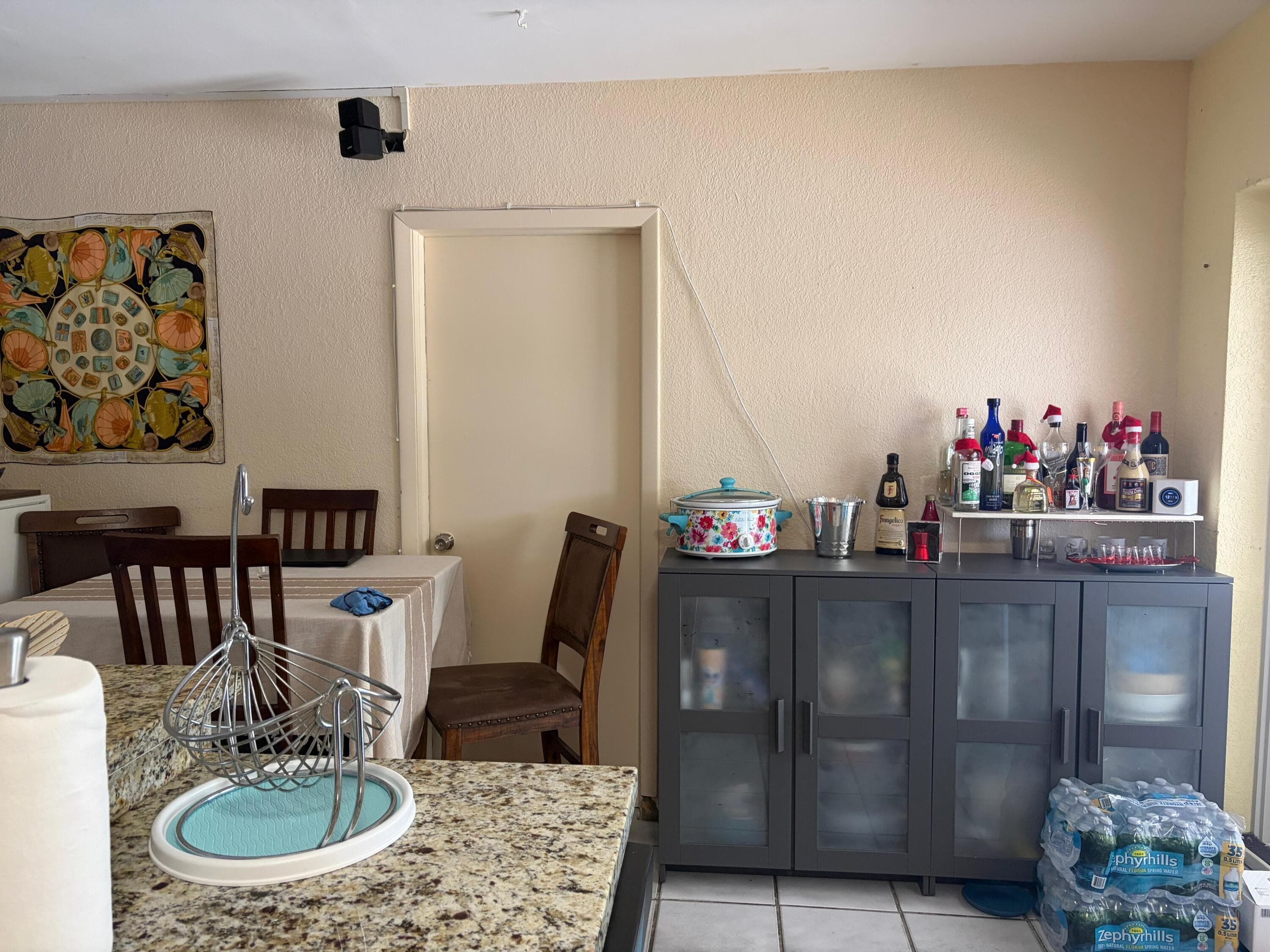 10501 NW 35th Place, Miami, FL 33147 — photo 8 of 17