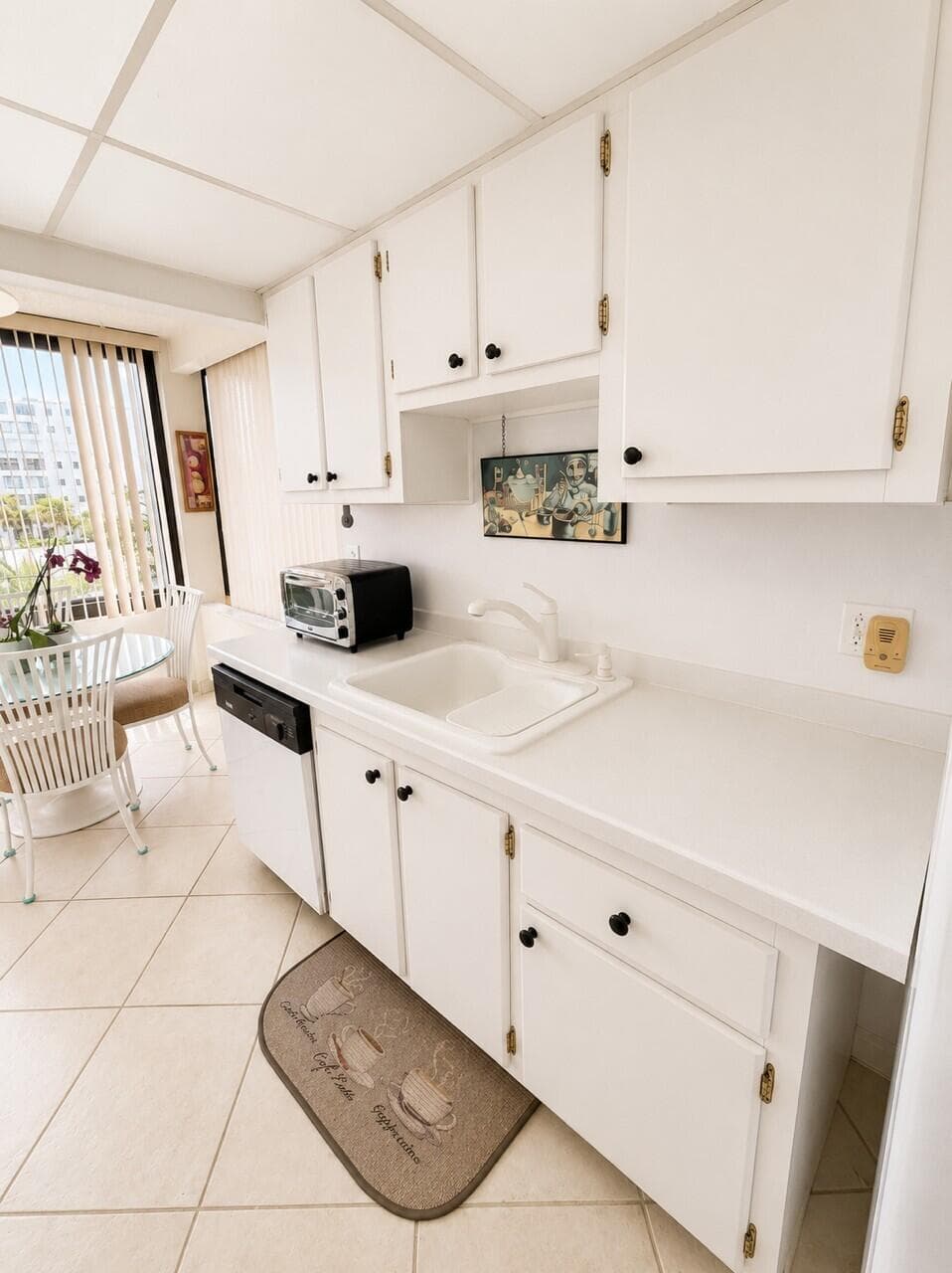 3589 S Ocean Boulevard 404, South Palm Beach, FL 33480 — photo 18 of 50
