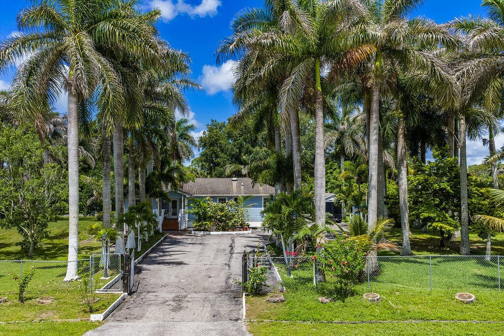 6929 N 120th Ave Avenue N, The Acreage, FL 33412 — photo 3 of 38