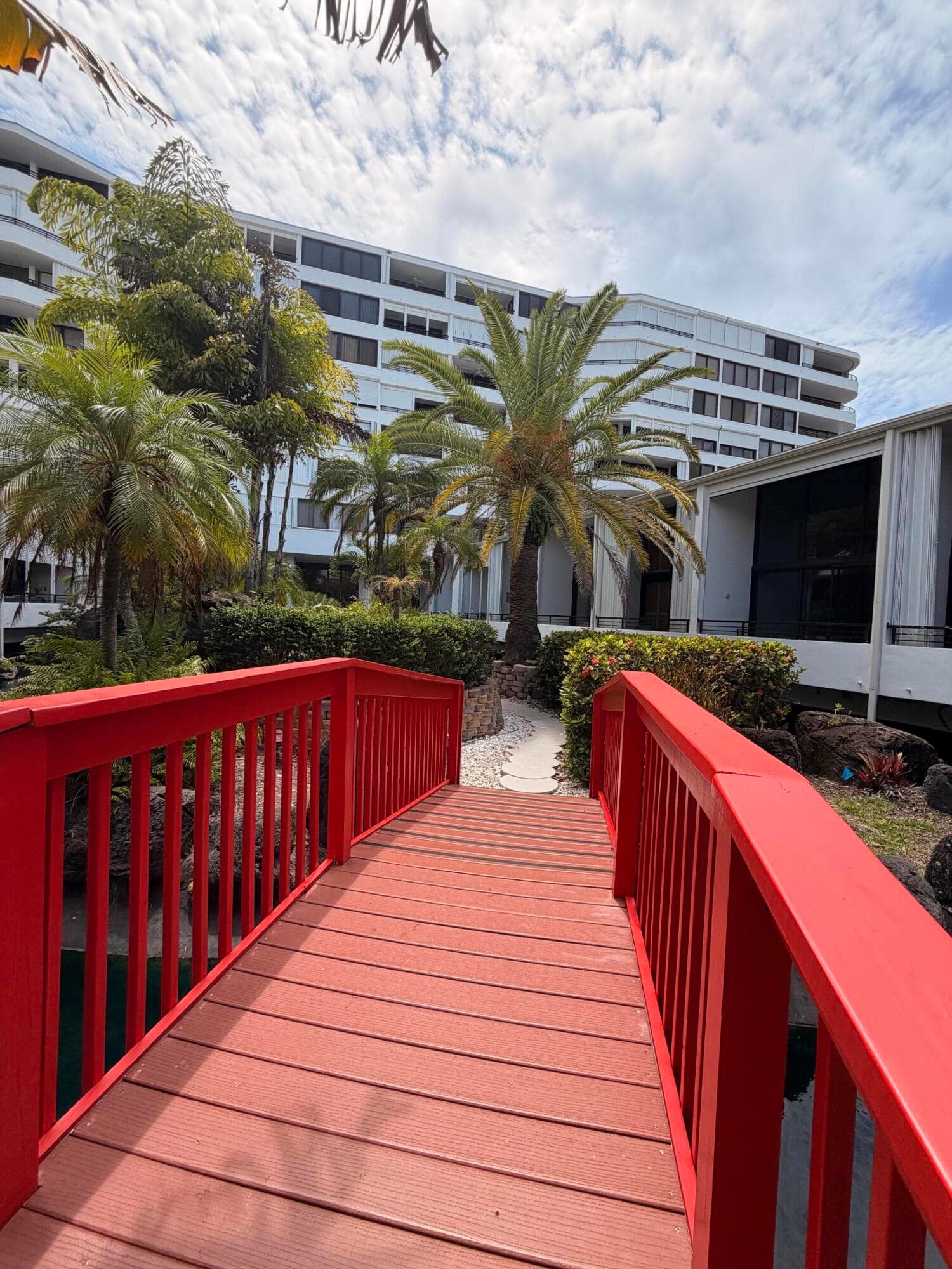 3589 S Ocean Boulevard 404, South Palm Beach, FL 33480 — photo 34 of 50