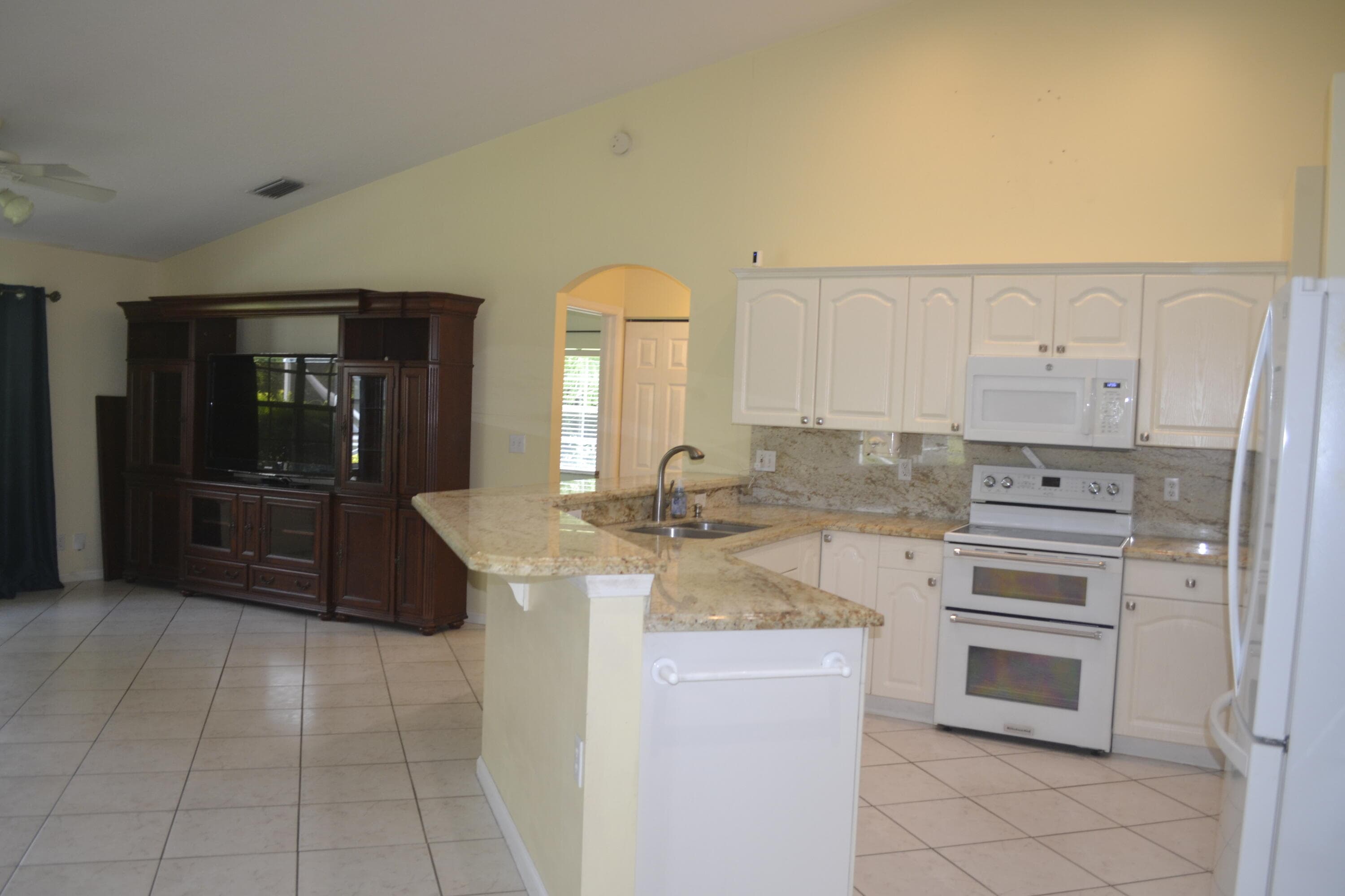1104 Raintree Lane, Wellington, FL 33414 — photo 6 of 30
