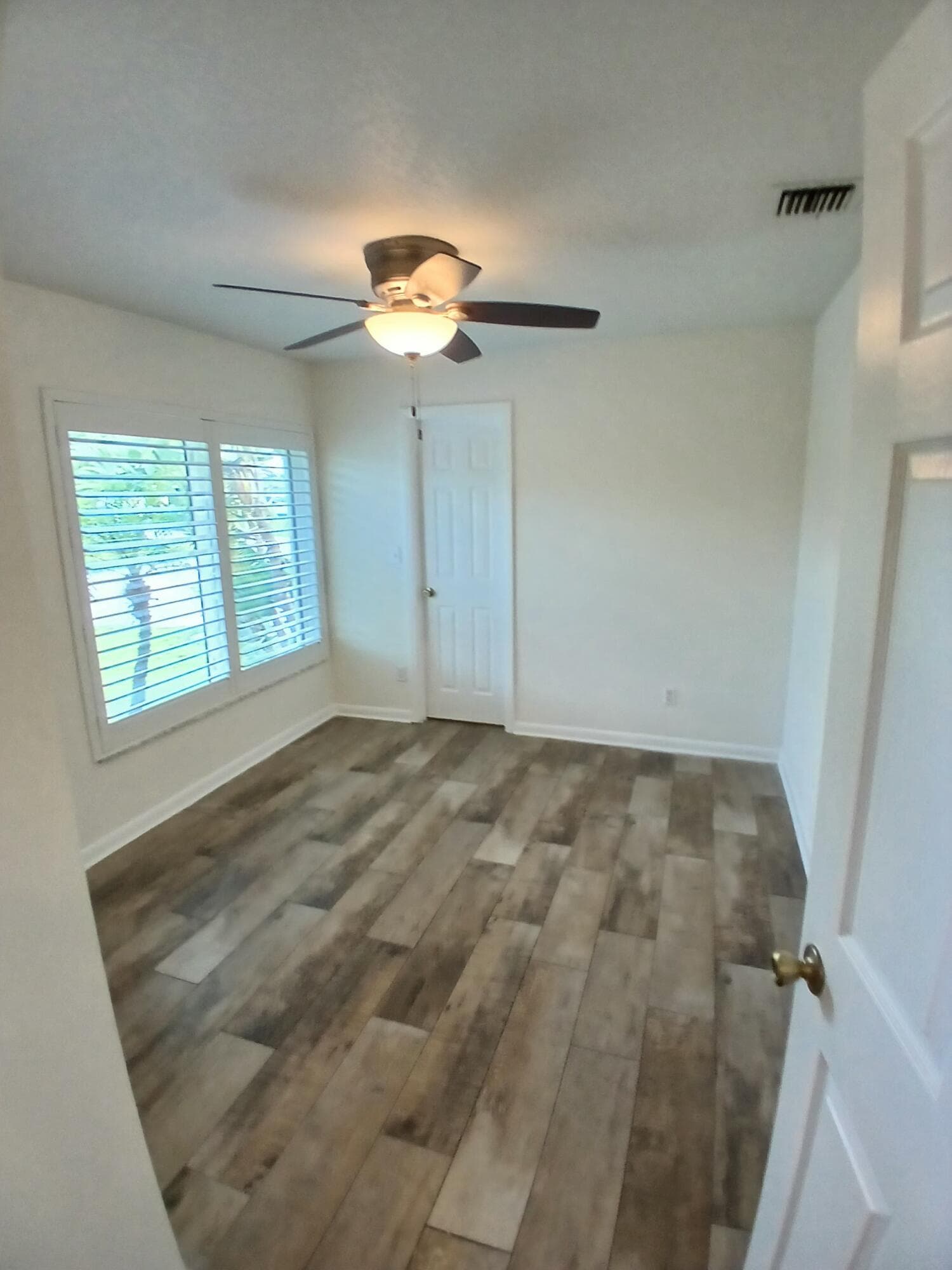 6640 Plymouth Drive N, Lake Worth, FL 33462 — photo 5 of 32
