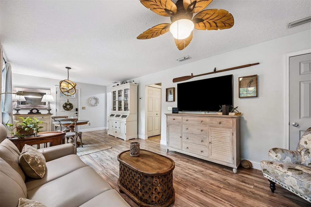 232 Vernon Street, Fernandina Beach, FL 32034 — photo 10 of 27