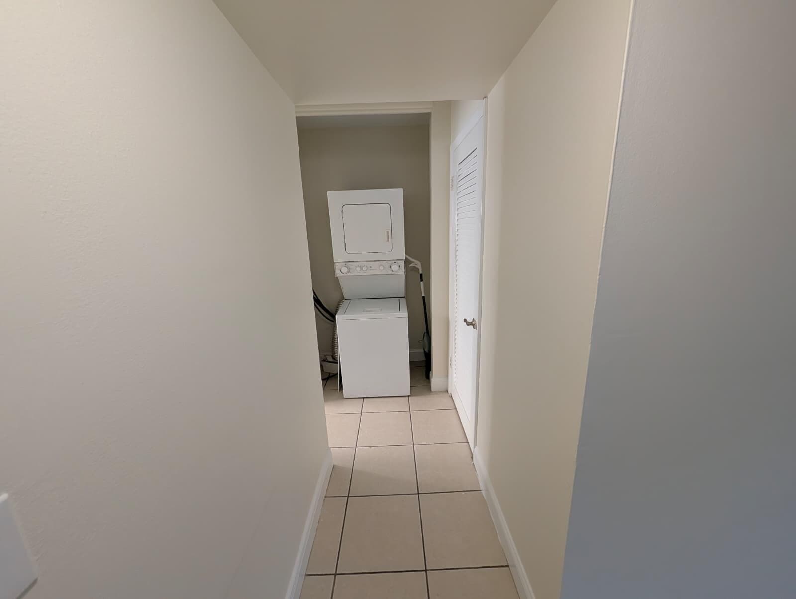 817 Lighthouse Drive Apt A, North Palm Beach, FL 33410 — photo 15 of 24