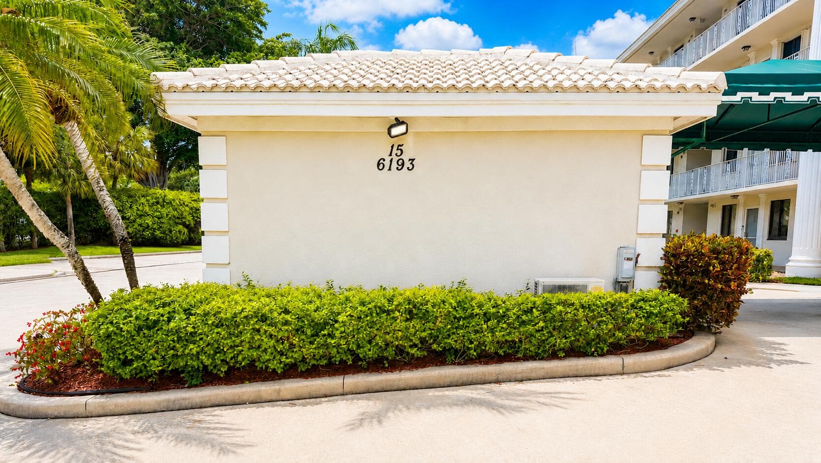 6193 Balboa Circle 405, Boca Raton, FL 33433 — photo 32 of 35