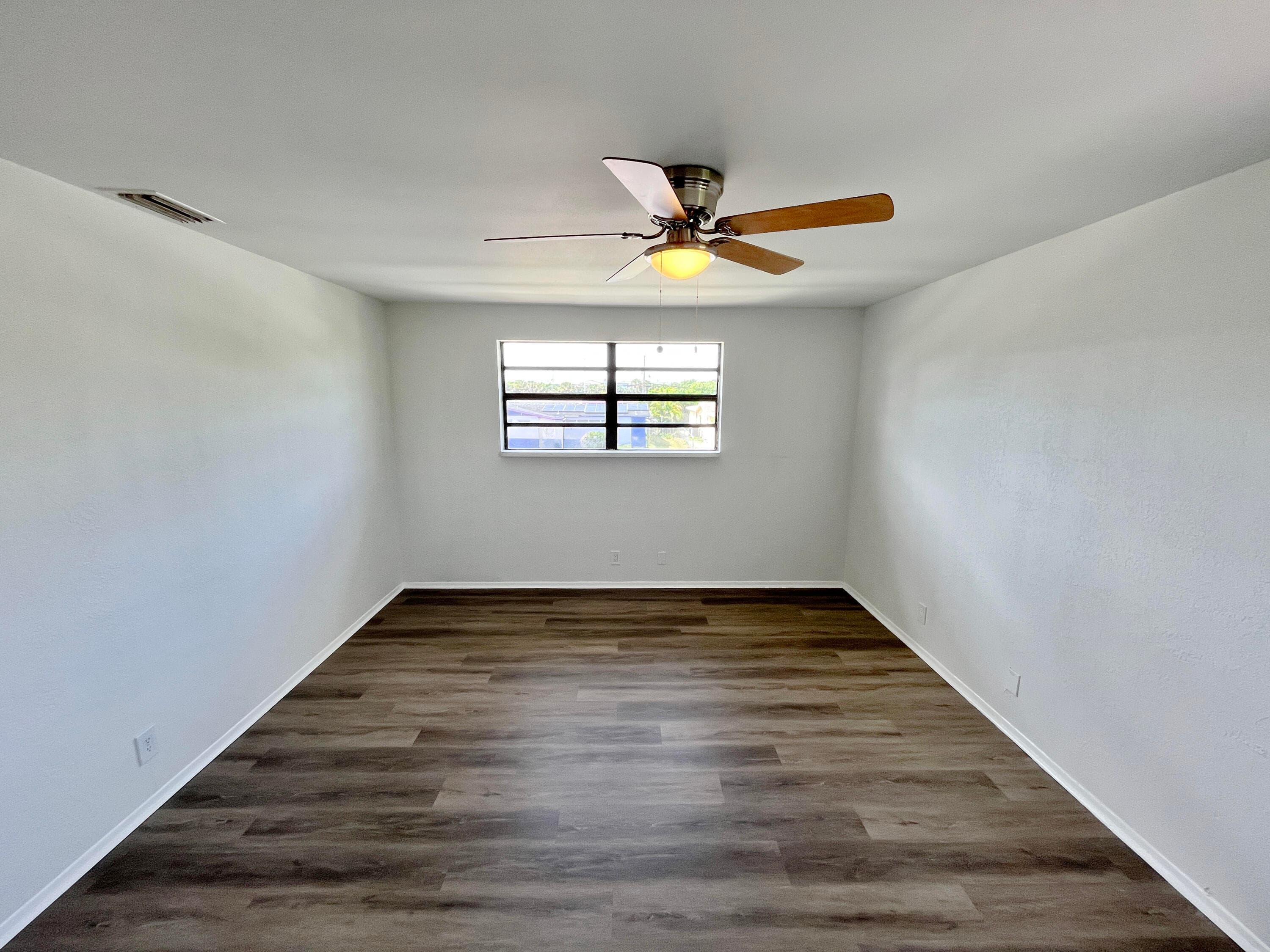 5163 Marion Place, West Palm Beach, FL 33407 — photo 10 of 39