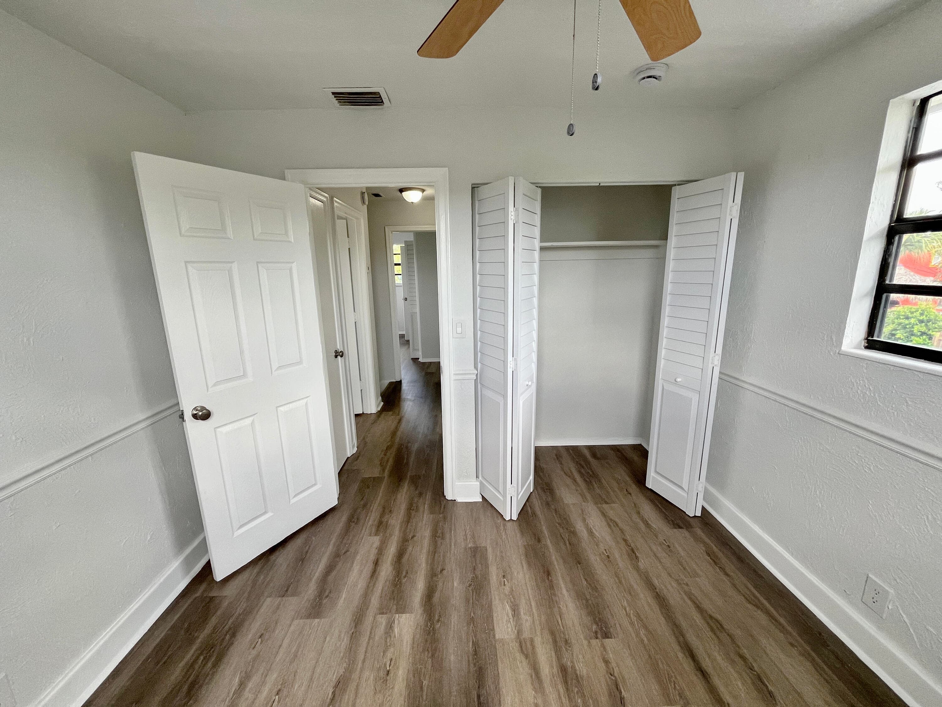 5163 Marion Place, West Palm Beach, FL 33407 — photo 14 of 39