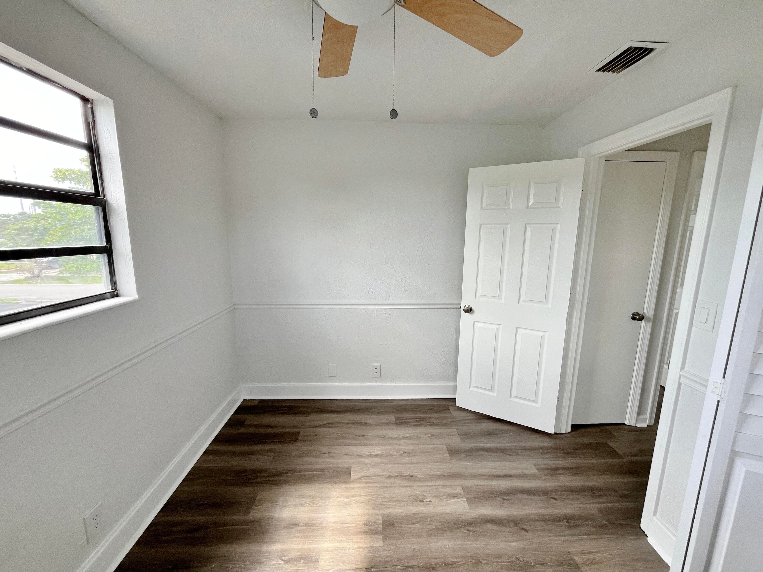 5163 Marion Place, West Palm Beach, FL 33407 — photo 16 of 39