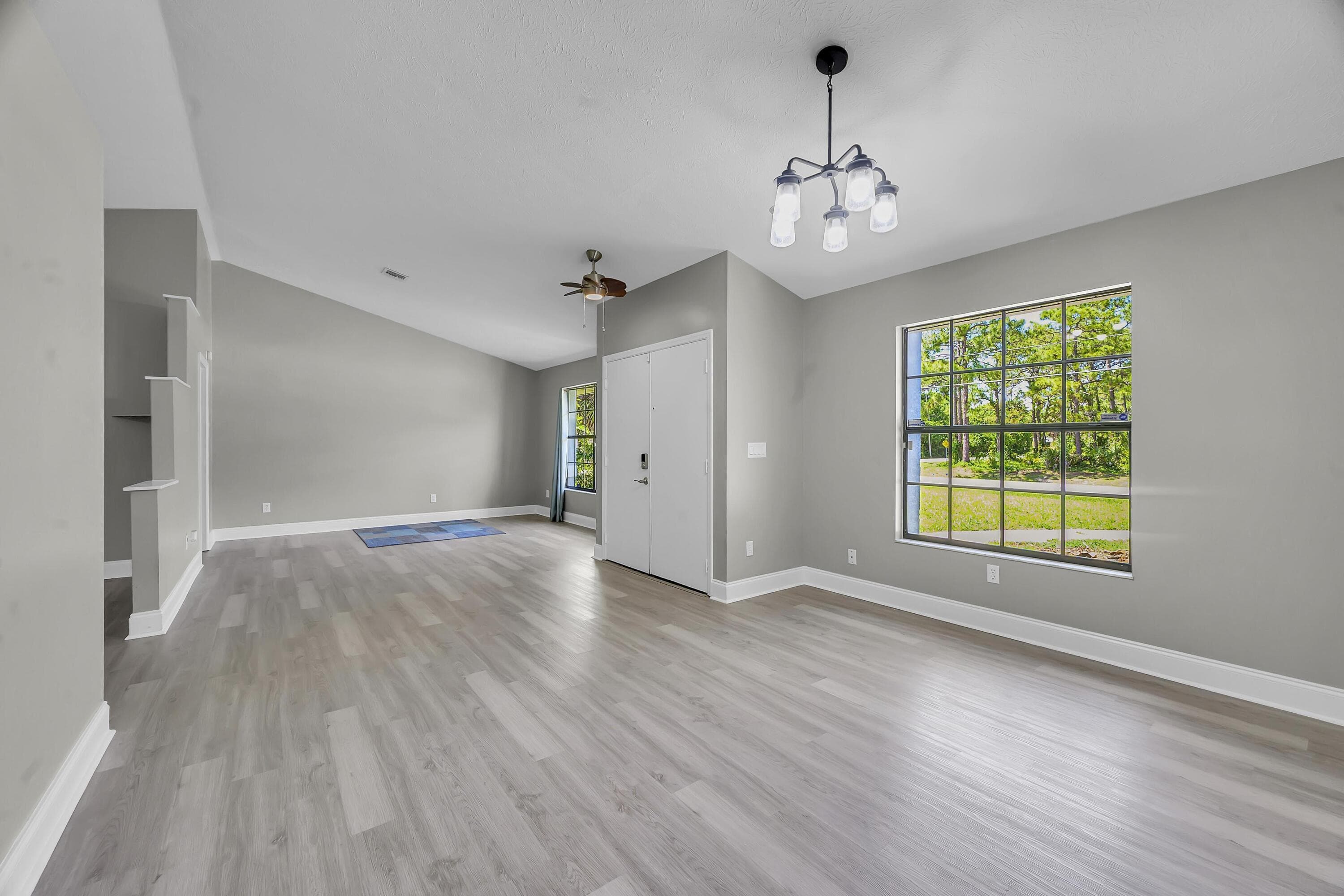 601 Howard Street, Fort Pierce, FL 34982 — photo 8 of 34