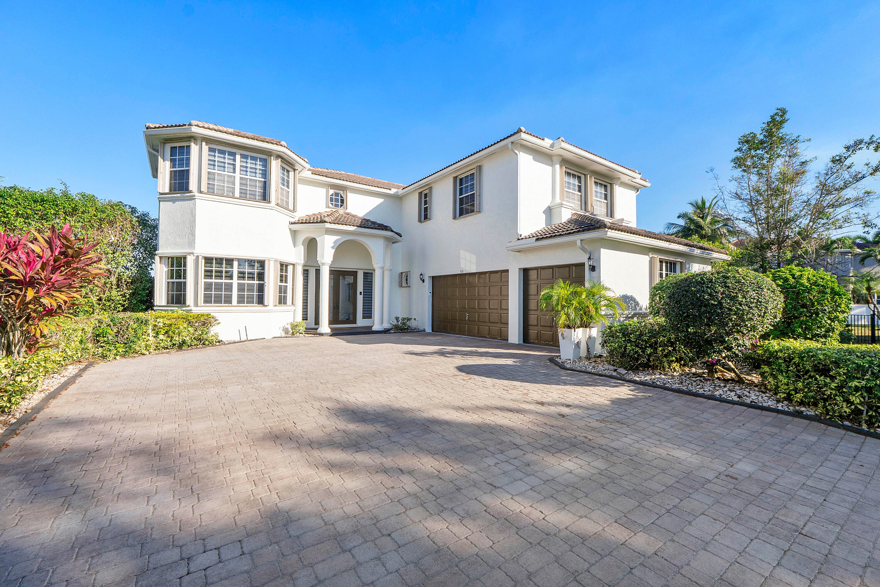 5081 NW 120th Avenue, Coral Springs, FL 33076 — photo 5 of 49