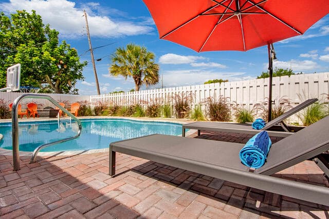 3131 Avenue H E, Riviera Beach, FL 33404 — photo 8 of 38