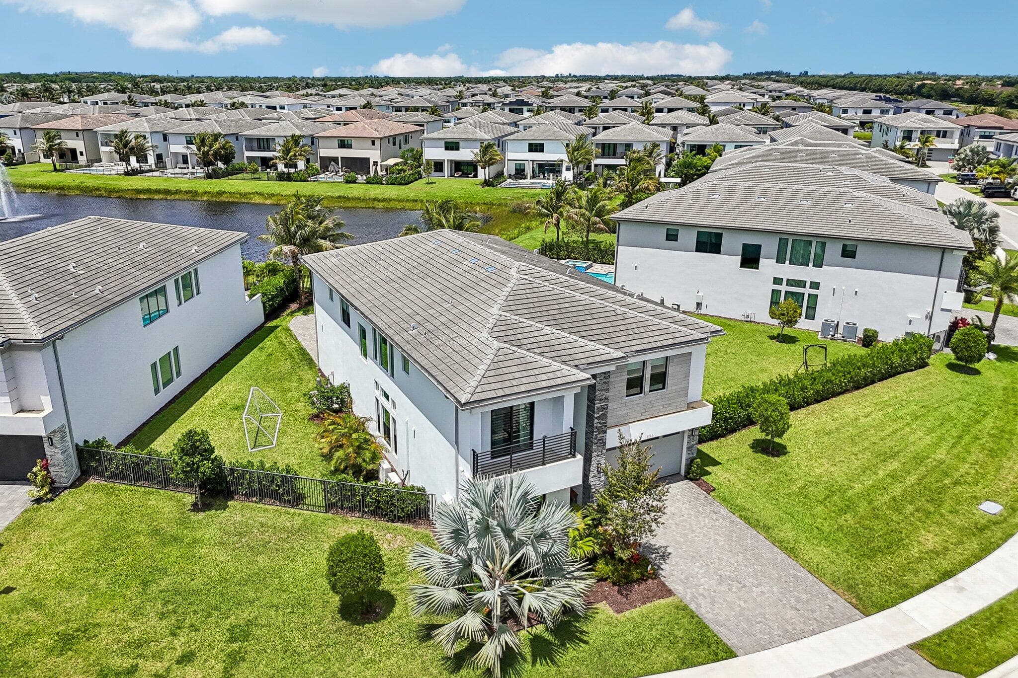 8116 Laurel Falls Drive, Boca Raton, FL 33496 — photo 4 of 74