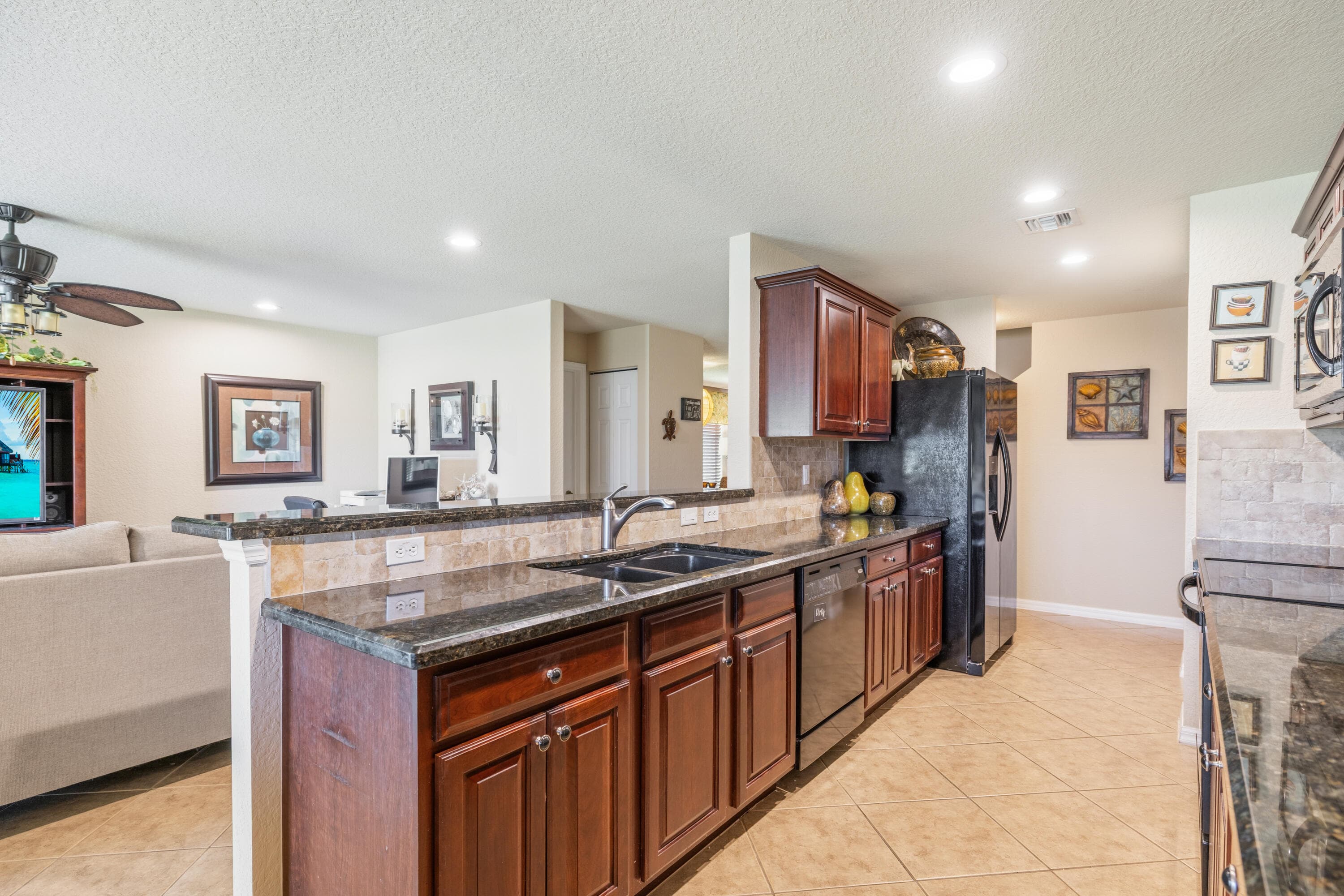5580 45th Avenue, Vero Beach, FL 32967 — photo 17 of 63