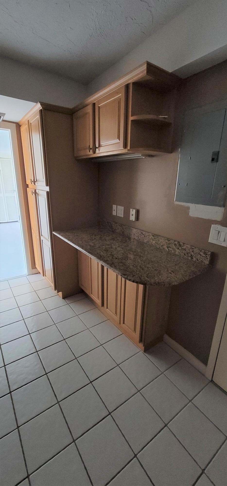 2425 Presidential Way 402, West Palm Beach, FL 33401 — photo 5 of 15