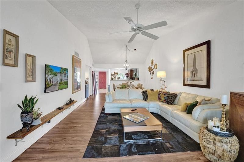 7533 Glendevon Lane 907, Delray Beach, FL 33446 — photo 17 of 36