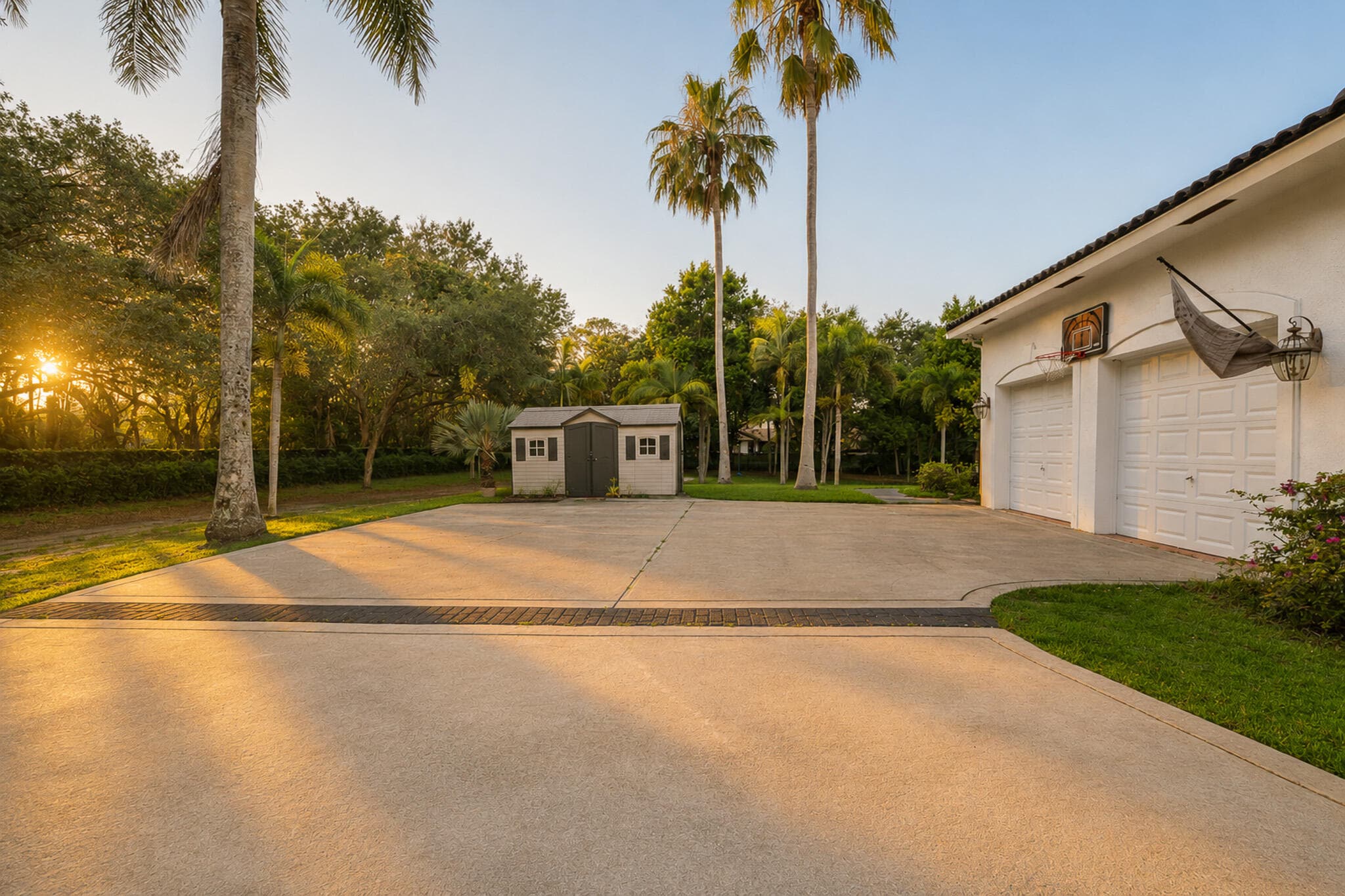 6911 NW 84th Avenue, Parkland, FL 33067 — photo 18 of 95
