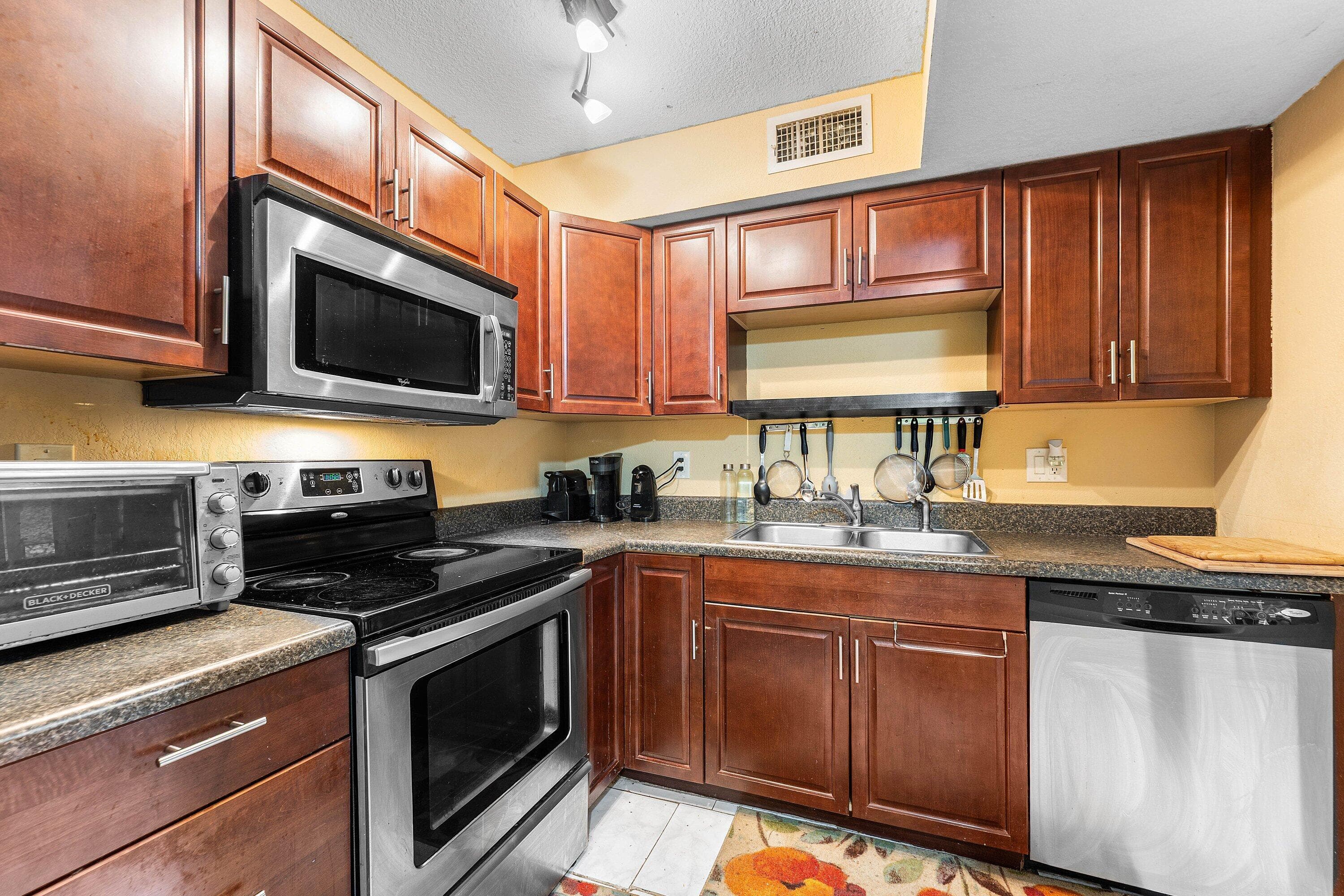 1105 NW 80th Terrace E, Margate, FL 33063 — photo 16 of 28