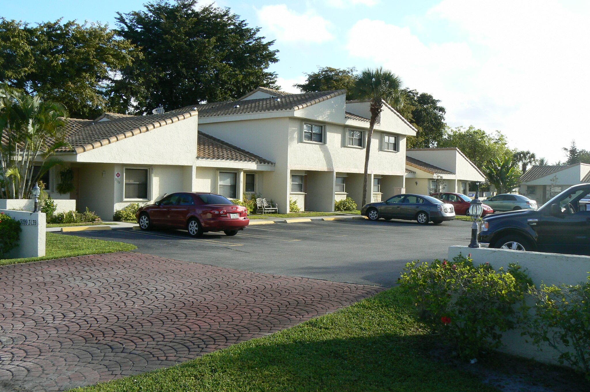 3135 Coral Ridge Drive 3135, Coral Springs, FL 33065 — photo 1 of 8