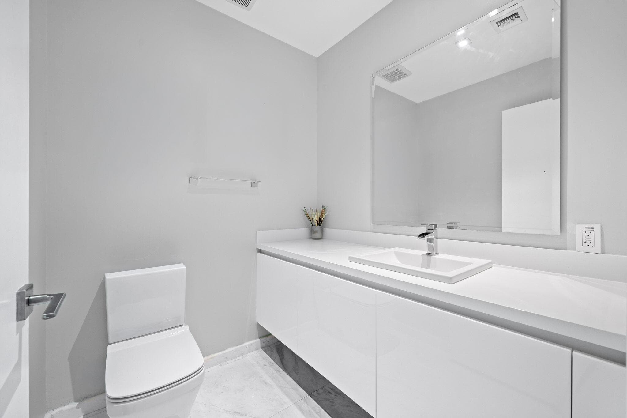 701 N Fort Lauderdale Beach Boulevard 1103, Fort Lauderdale, FL 33304 — photo 36 of 48
