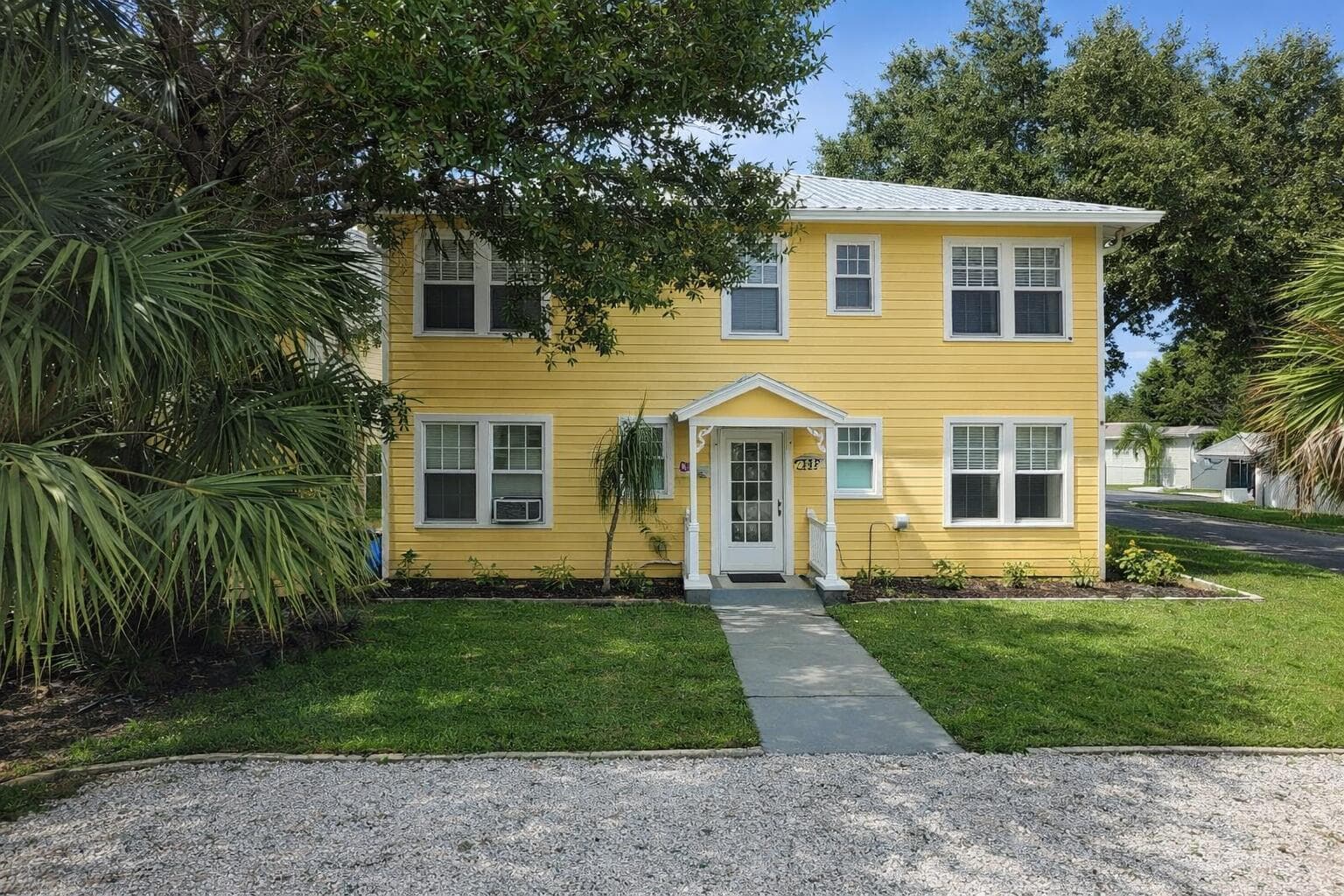 801 SW 4th Court 3, Fort Lauderdale, FL 33312 — photo 1 of 6