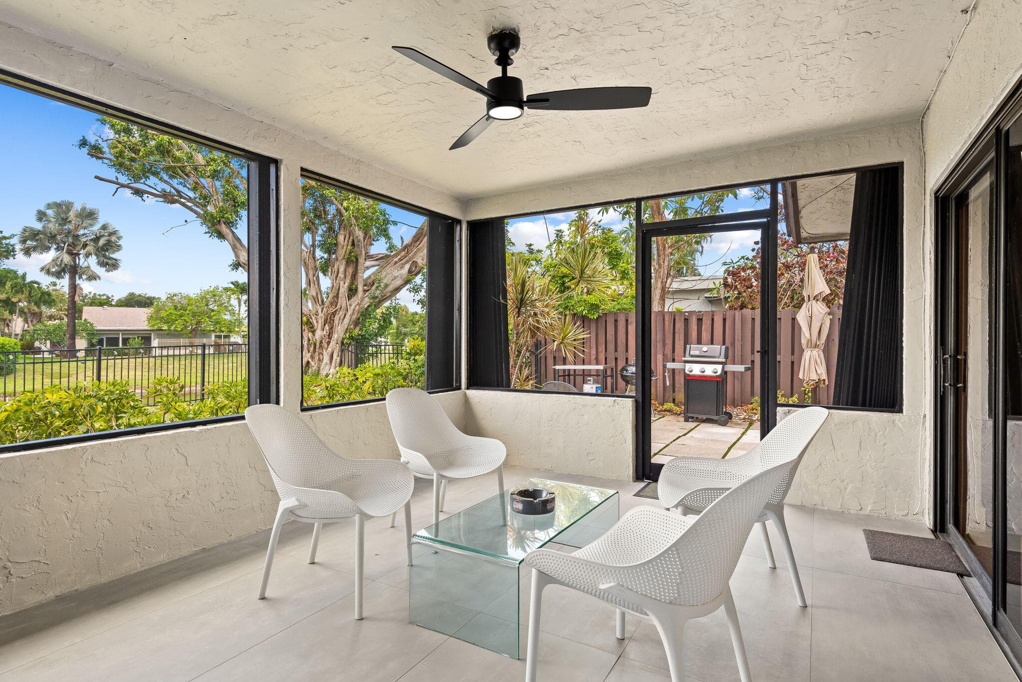 305 SW 28th Avenue, Delray Beach, FL 33445 — photo 17 of 33