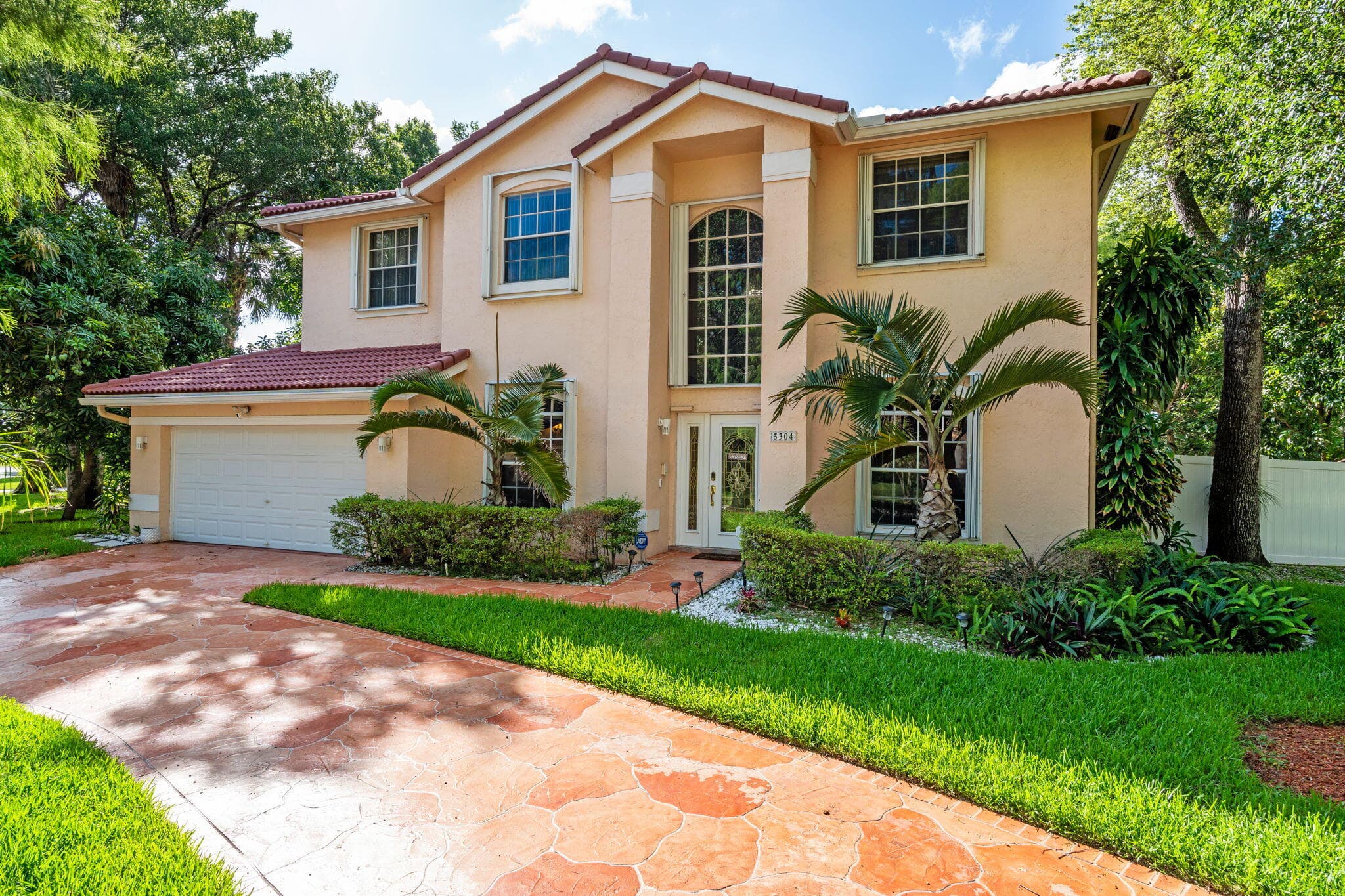 5304 NW 66th Avenue, Lauderhill, FL 33319 — photo 3 of 49