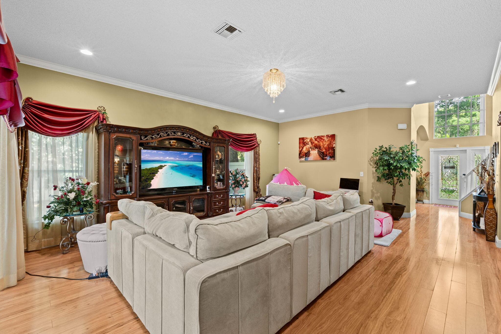 5304 NW 66th Avenue, Lauderhill, FL 33319 — photo 6 of 49