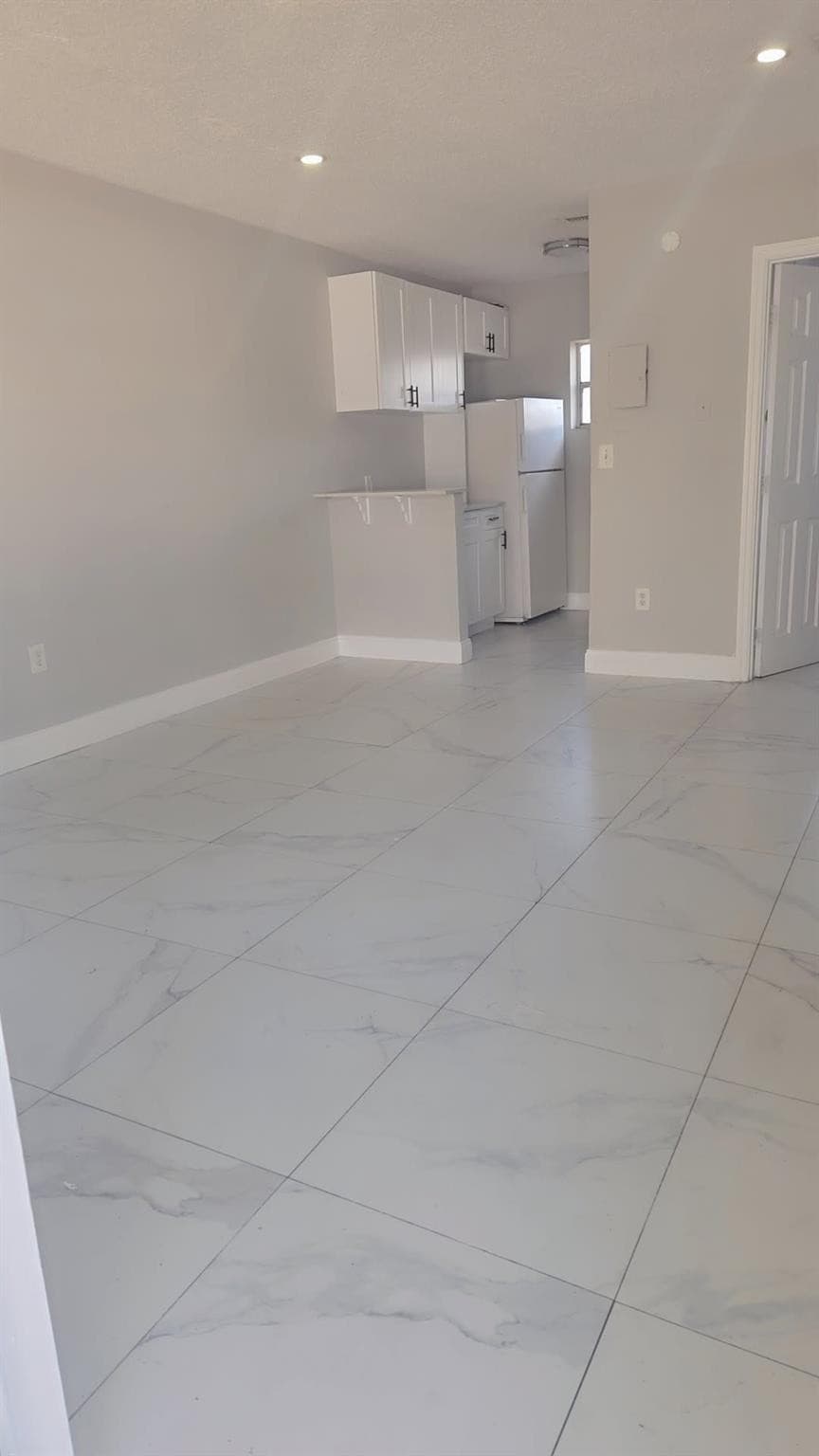 616 NW 5th Avenue 2, Pompano Beach, FL 33060 — photo 4 of 11