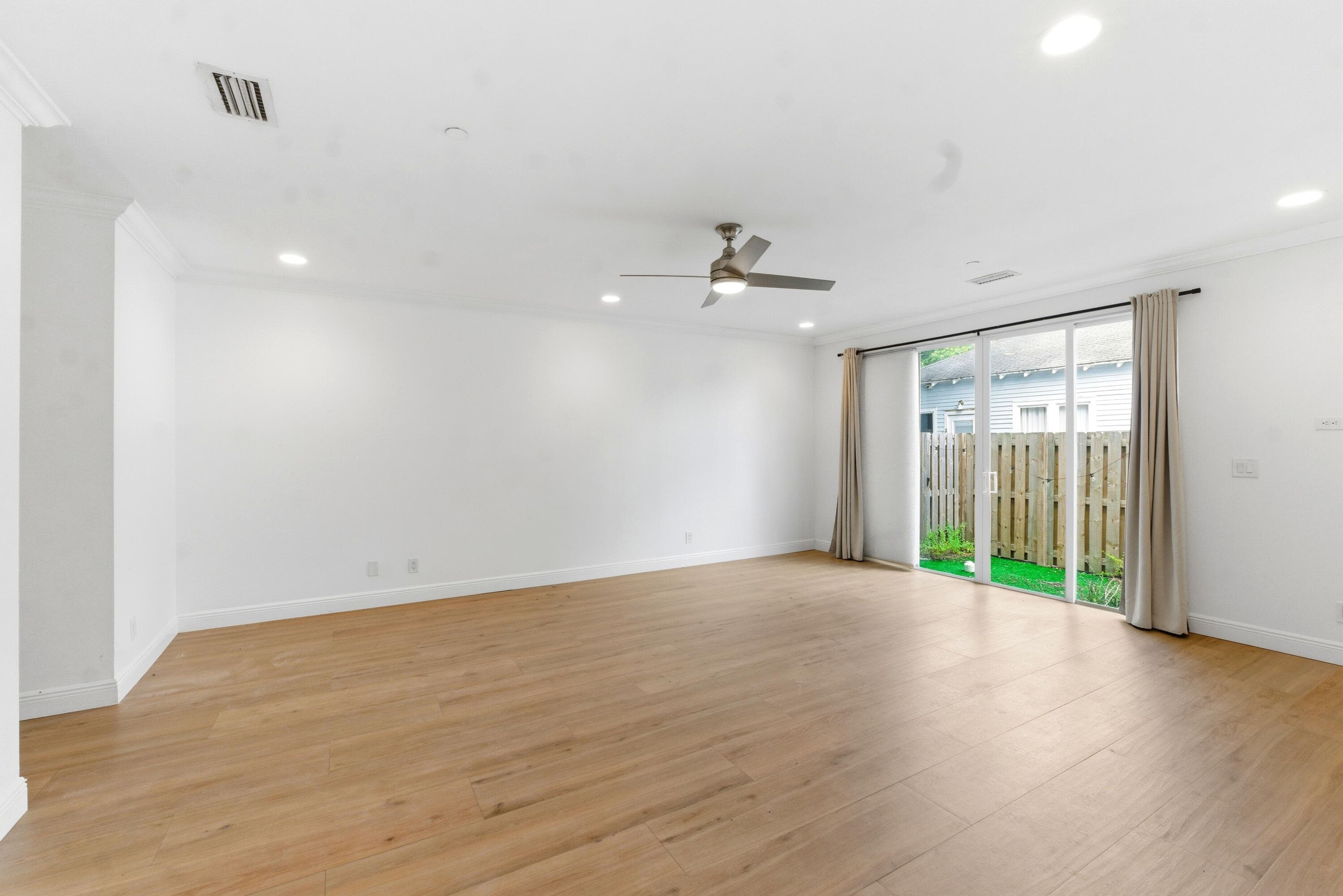 915 W Las Olas Boulevard 915, Fort Lauderdale, FL 33312 — photo 39 of 42