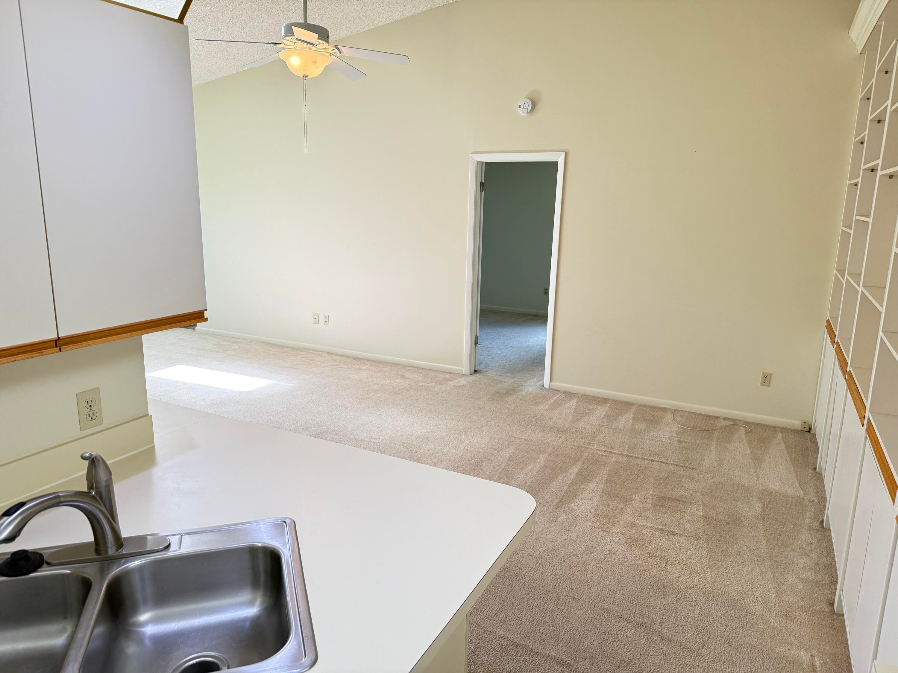 8228 SE Croft Circle J-8, Hobe Sound, FL 33455 — photo 10 of 28