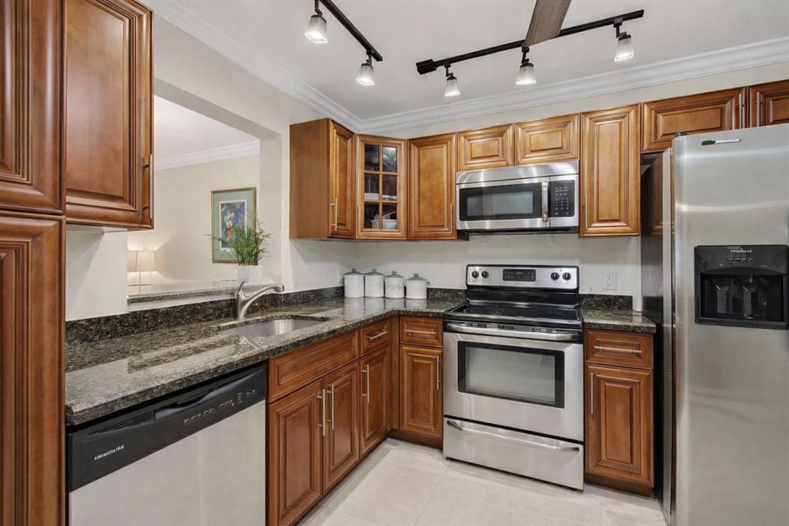 19000 Stewart Circle 4, Boca Raton, FL 33496 — photo 2 of 46