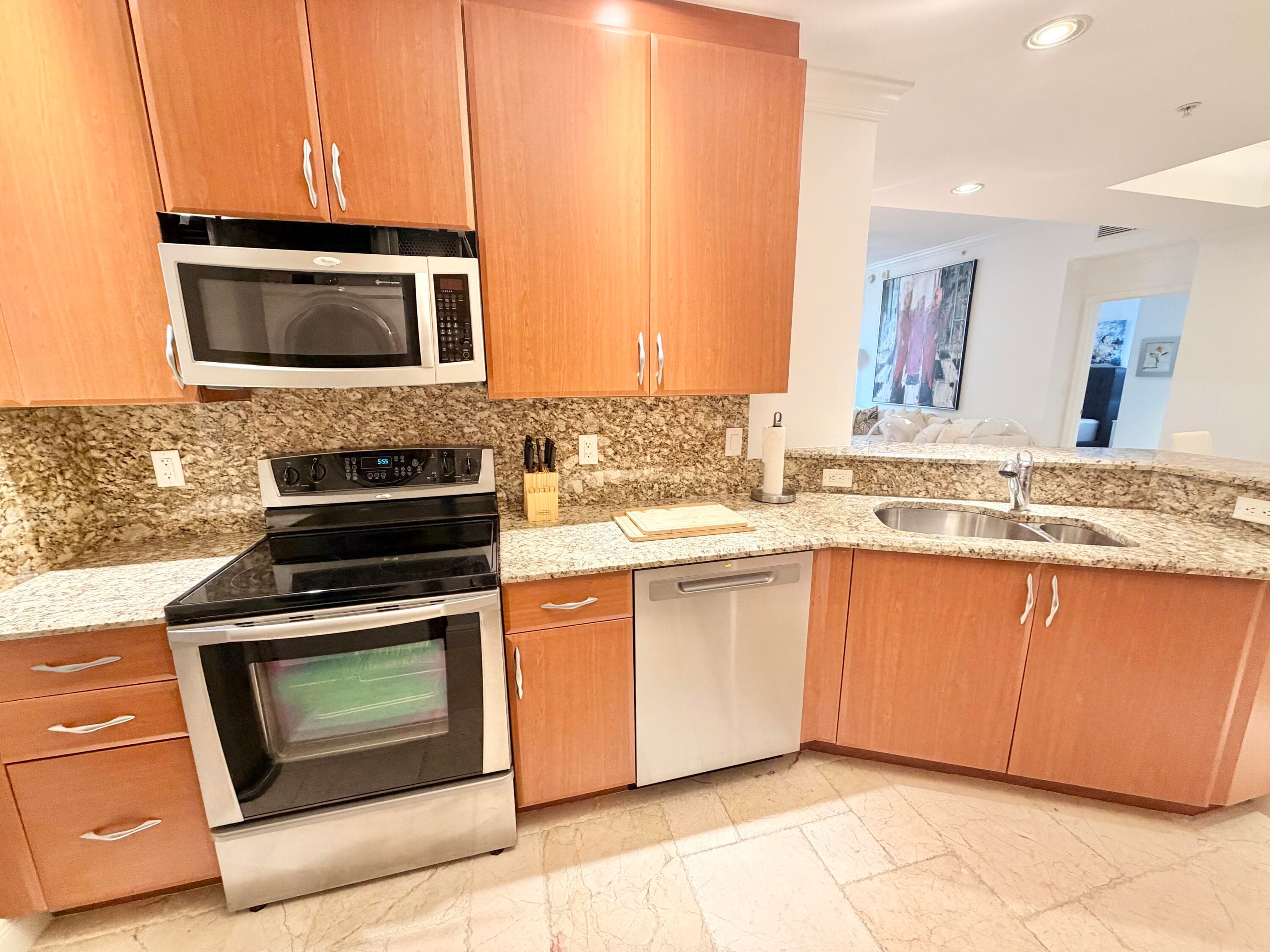 701 S Olive Avenue S 1413, West Palm Beach, FL 33401 — photo 13 of 60