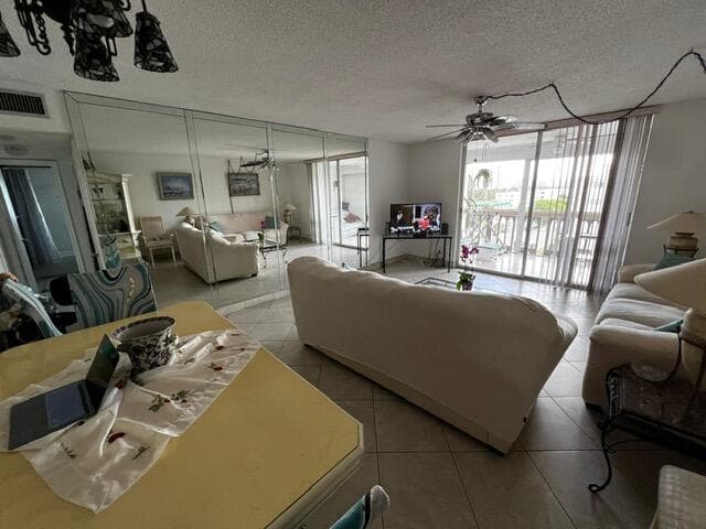 1001 NE 14th Avenue 701, Hallandale Beach, FL 33009 — photo 9 of 45