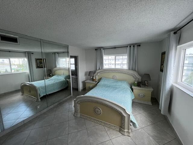 1001 NE 14th Avenue 701, Hallandale Beach, FL 33009 — photo 31 of 45