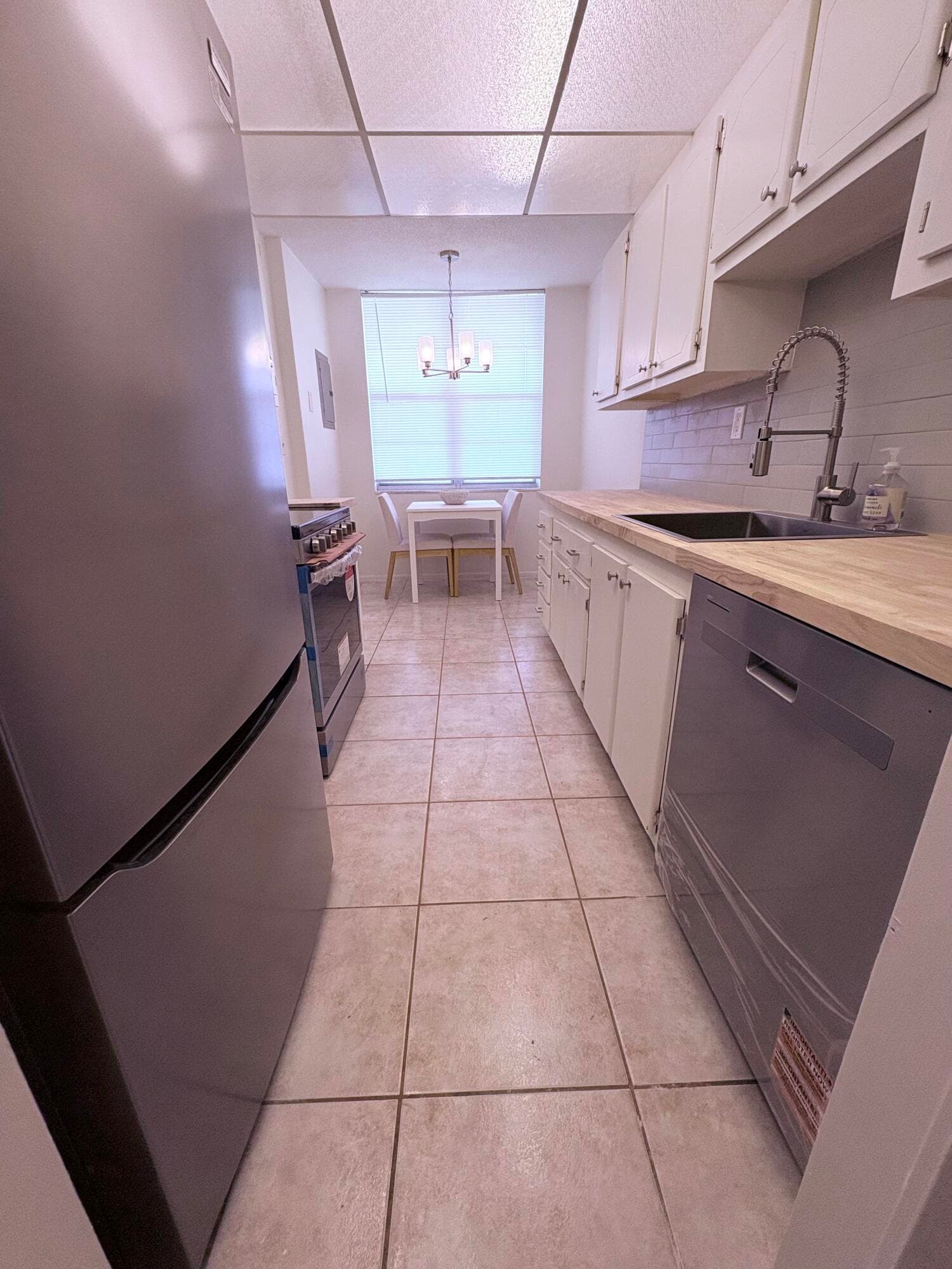 2650 NW 49th Avenue 327, Lauderdale Lakes, FL 33313 — photo 25 of 36