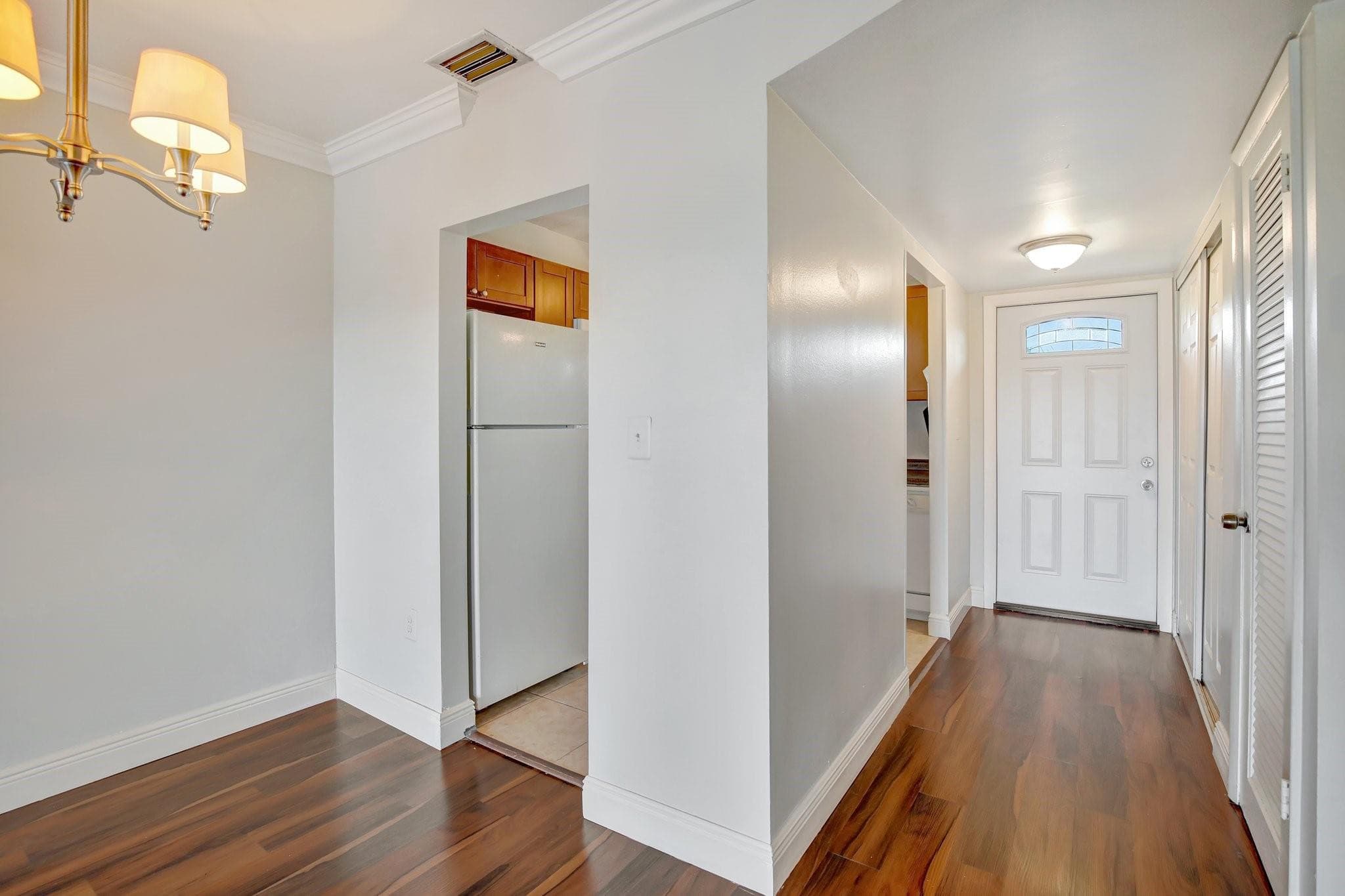 8225 Sunrise Lakes Boulevard 303, Sunrise, FL 33322 — photo 4 of 27